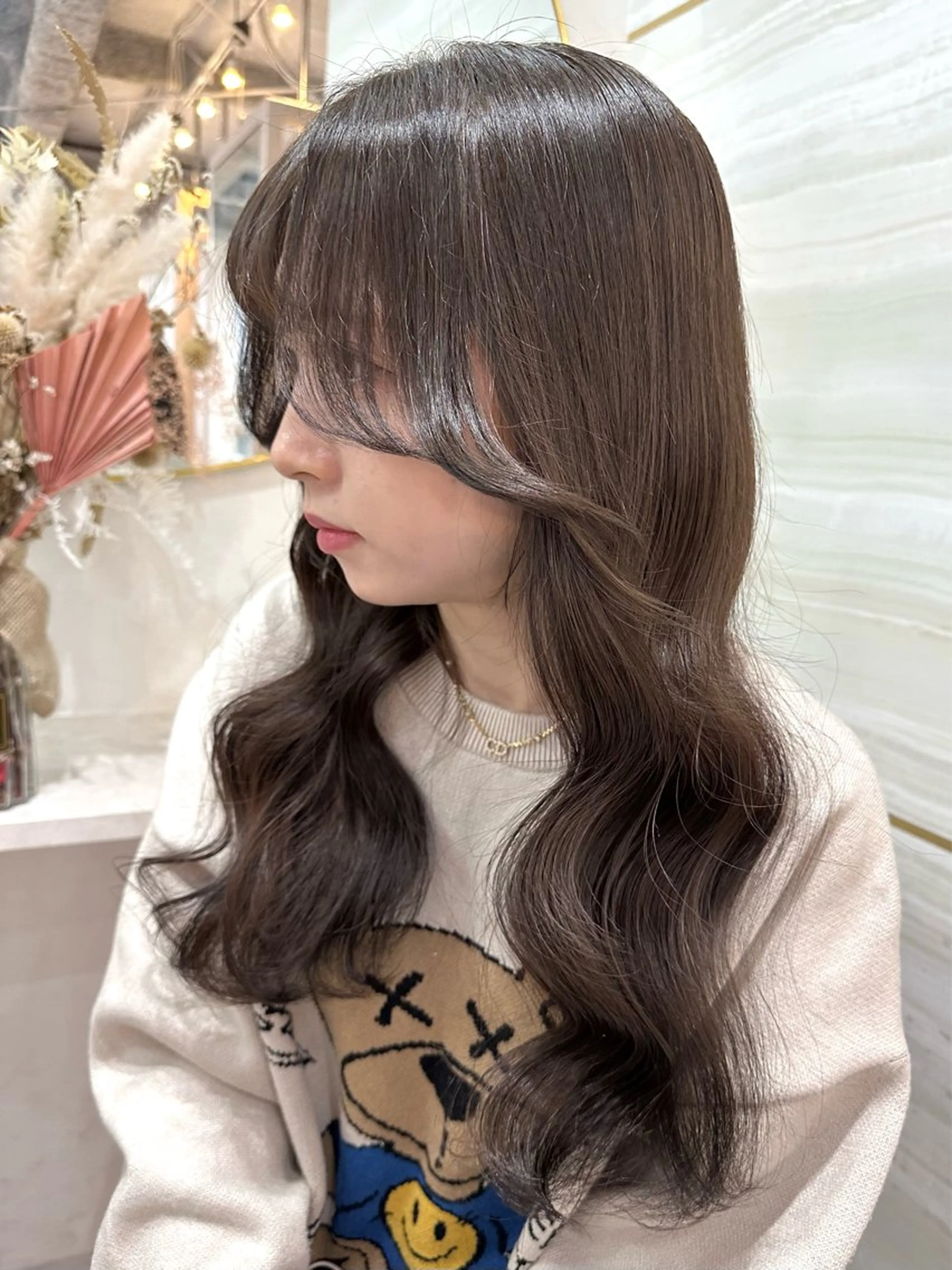 ロング カラー アッシュ オリーブアッシュ 似合わせカット 🐈‍⬛momo🐾 ダブルカラーのヘアスタイル