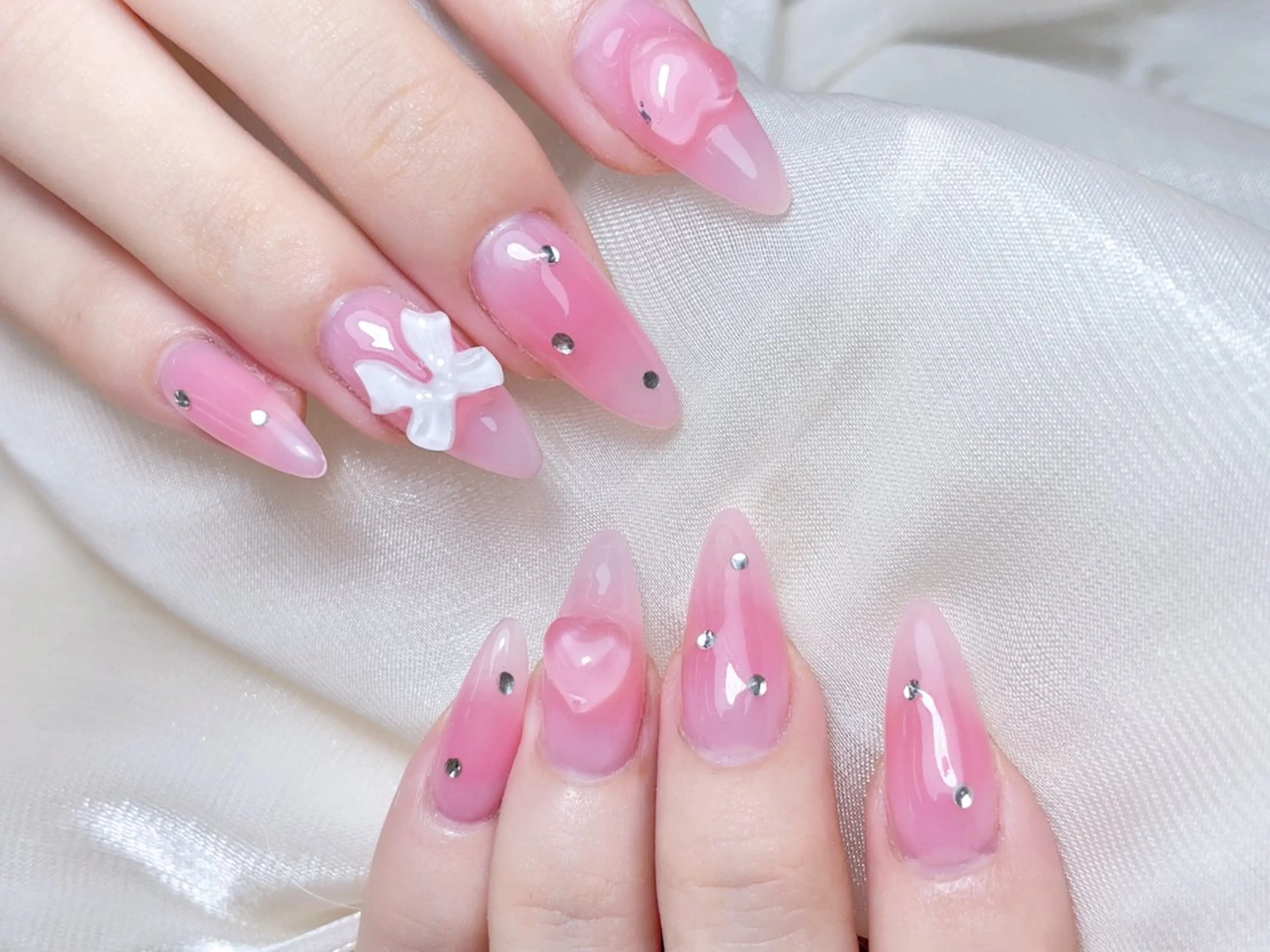 ネイル M🌷nail 長さだし専門店のネイルデザイン