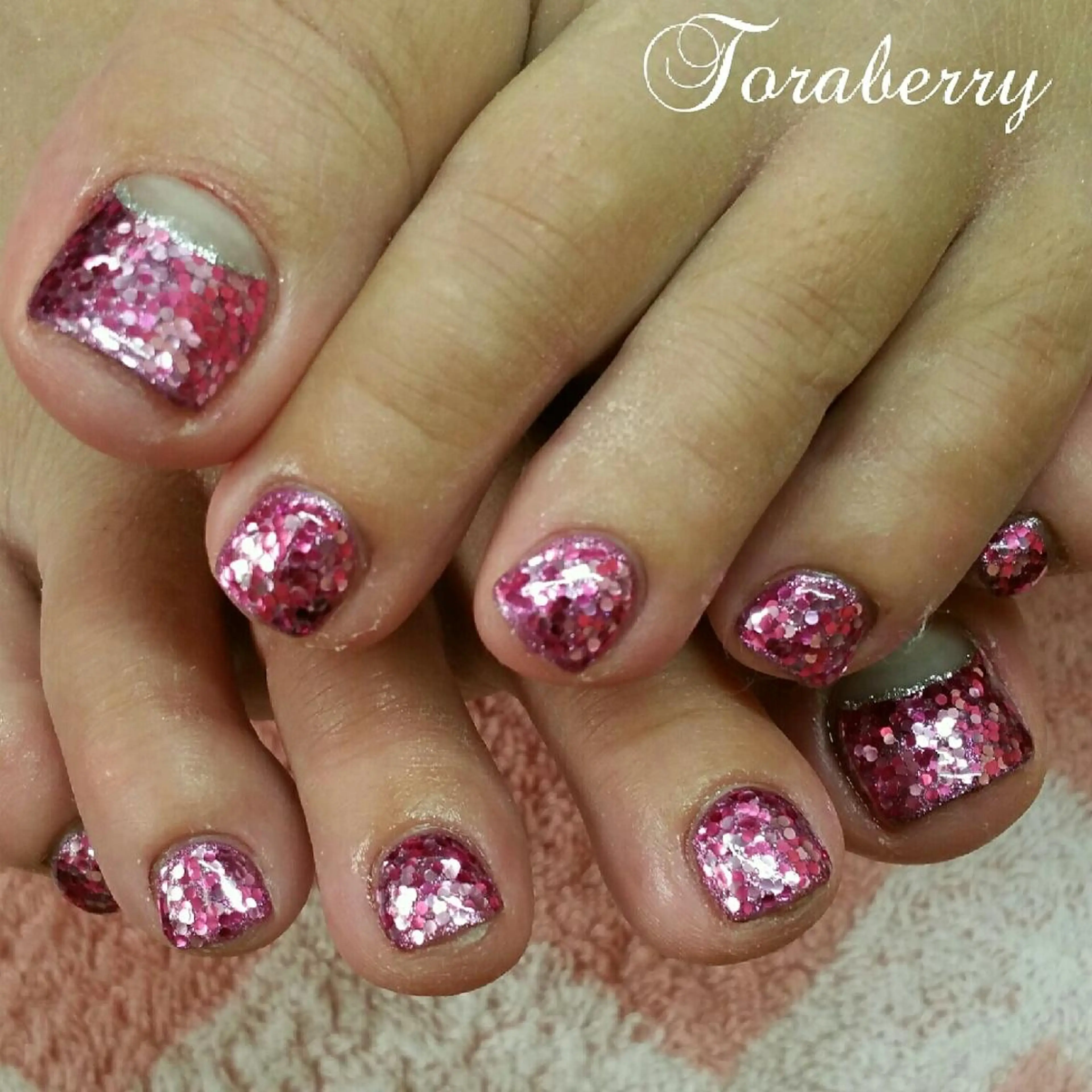 ネイル ホログラムネイル フットネイル ネイリスト なつみのネイルデザイン