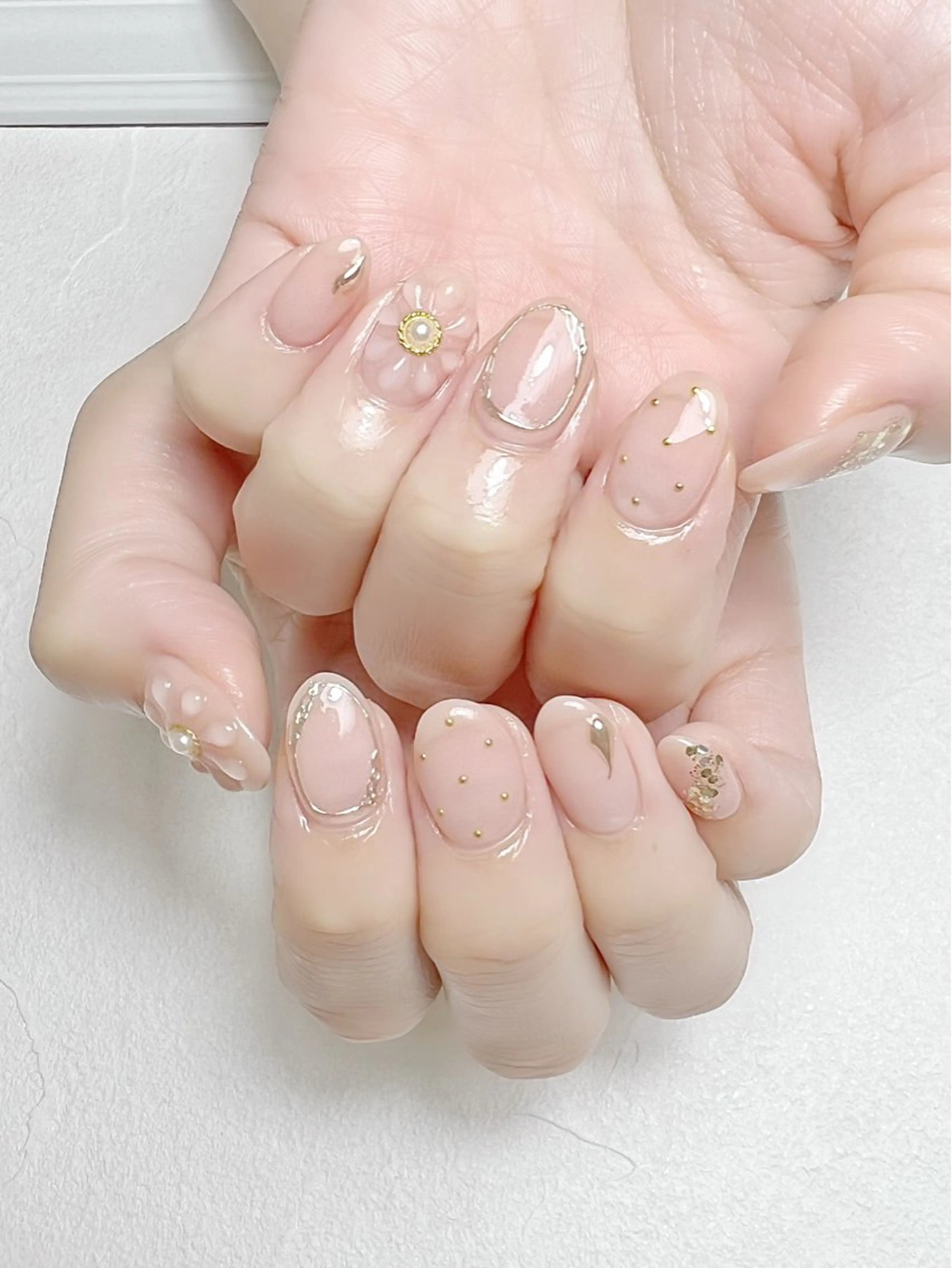 ネイル フラワーネイル ラメ(グリッター) ミラーネイル ぷっくりネイル ワンホンネイル rouse nail RISATOのネイルデザイン