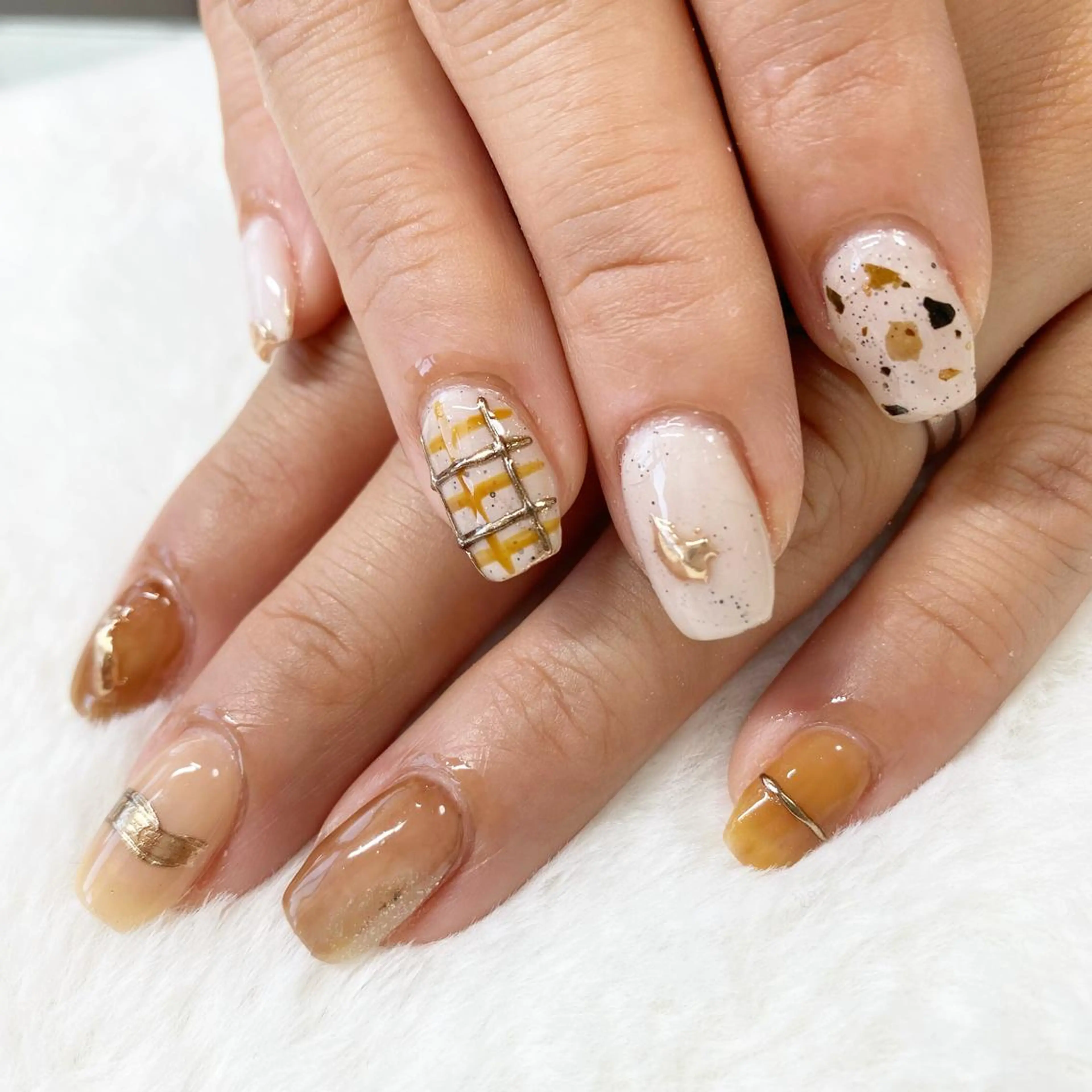 ネイル Laki nailのネイルデザイン
