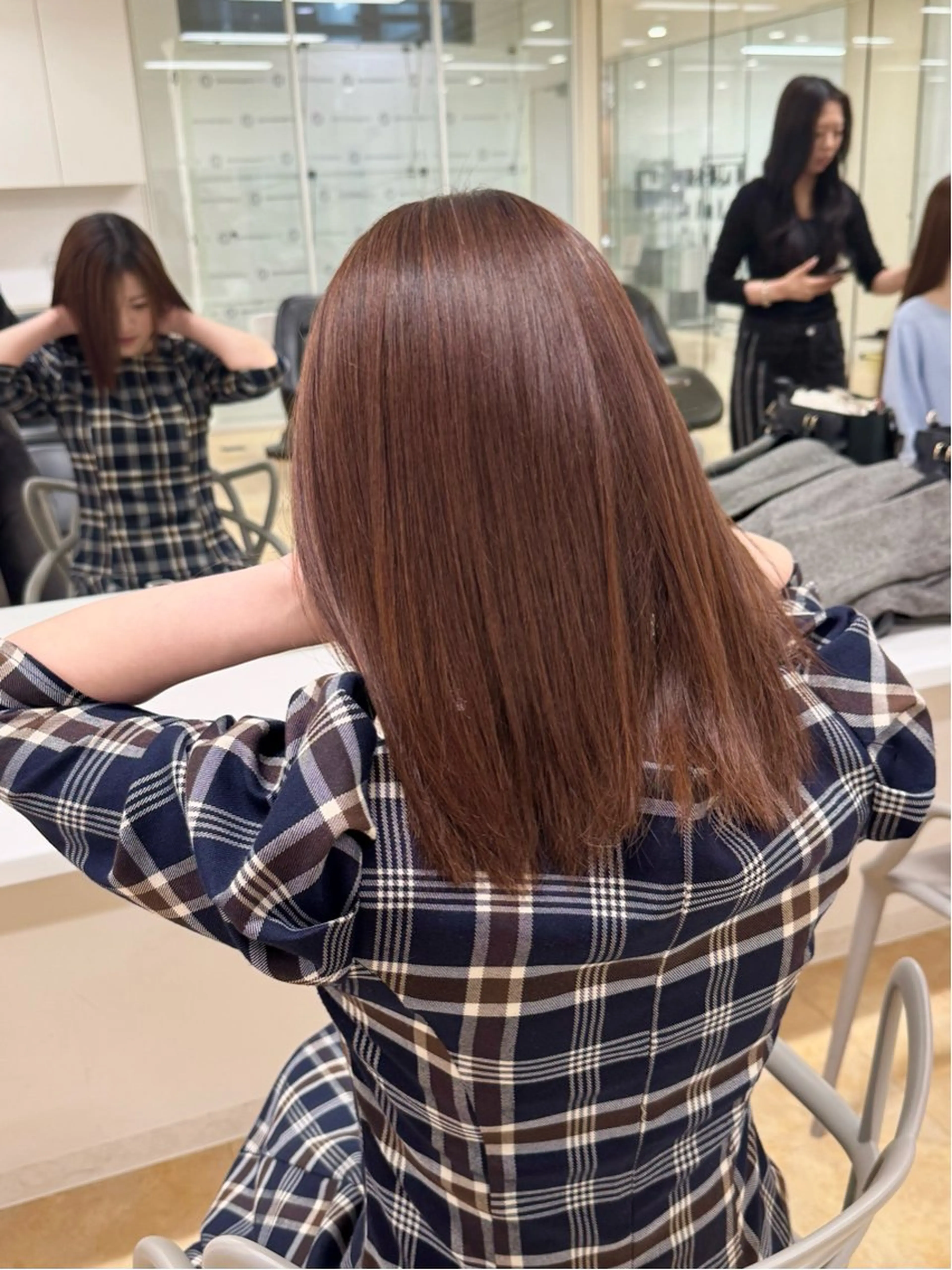 ミディアム カット 縮毛矯正 トリートメント reira/堀江/ 似合わせカットのヘアスタイル