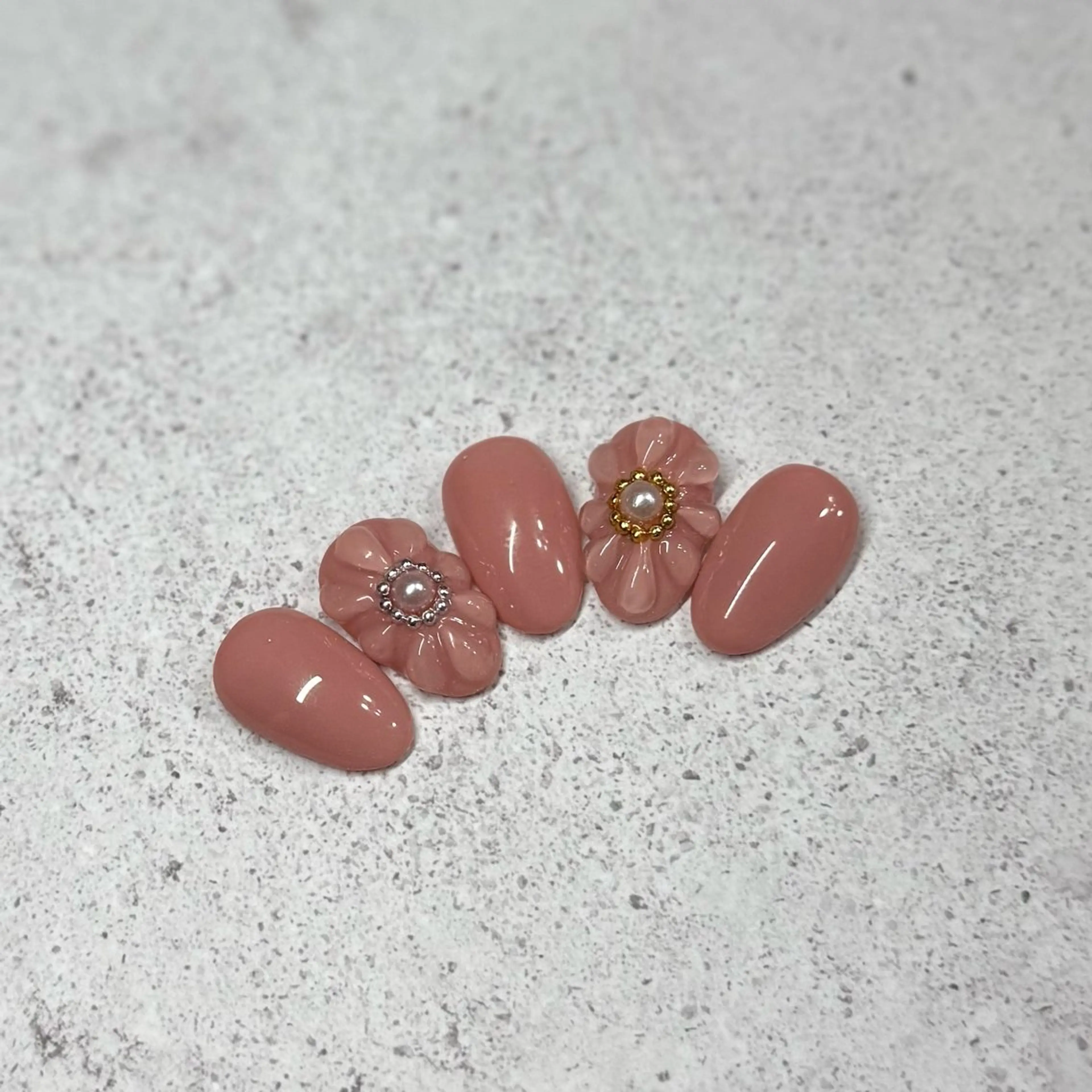 ネイル ハンドネイル Nabi 進藤彩のネイルデザイン