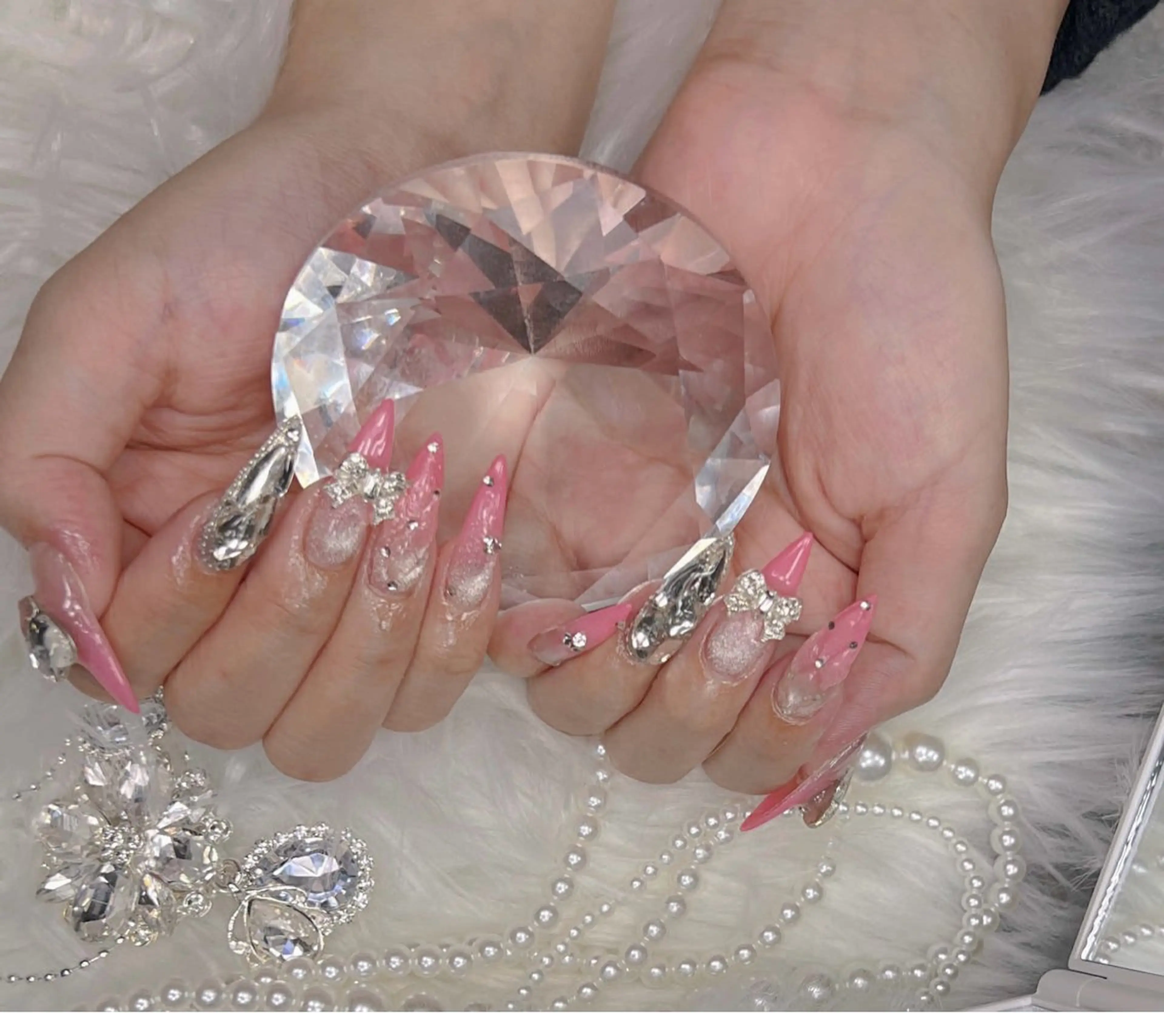 ネイル アートネイル オーロラネイル チークネイル 長さ出し フットネイル Miya _nailのネイルデザイン