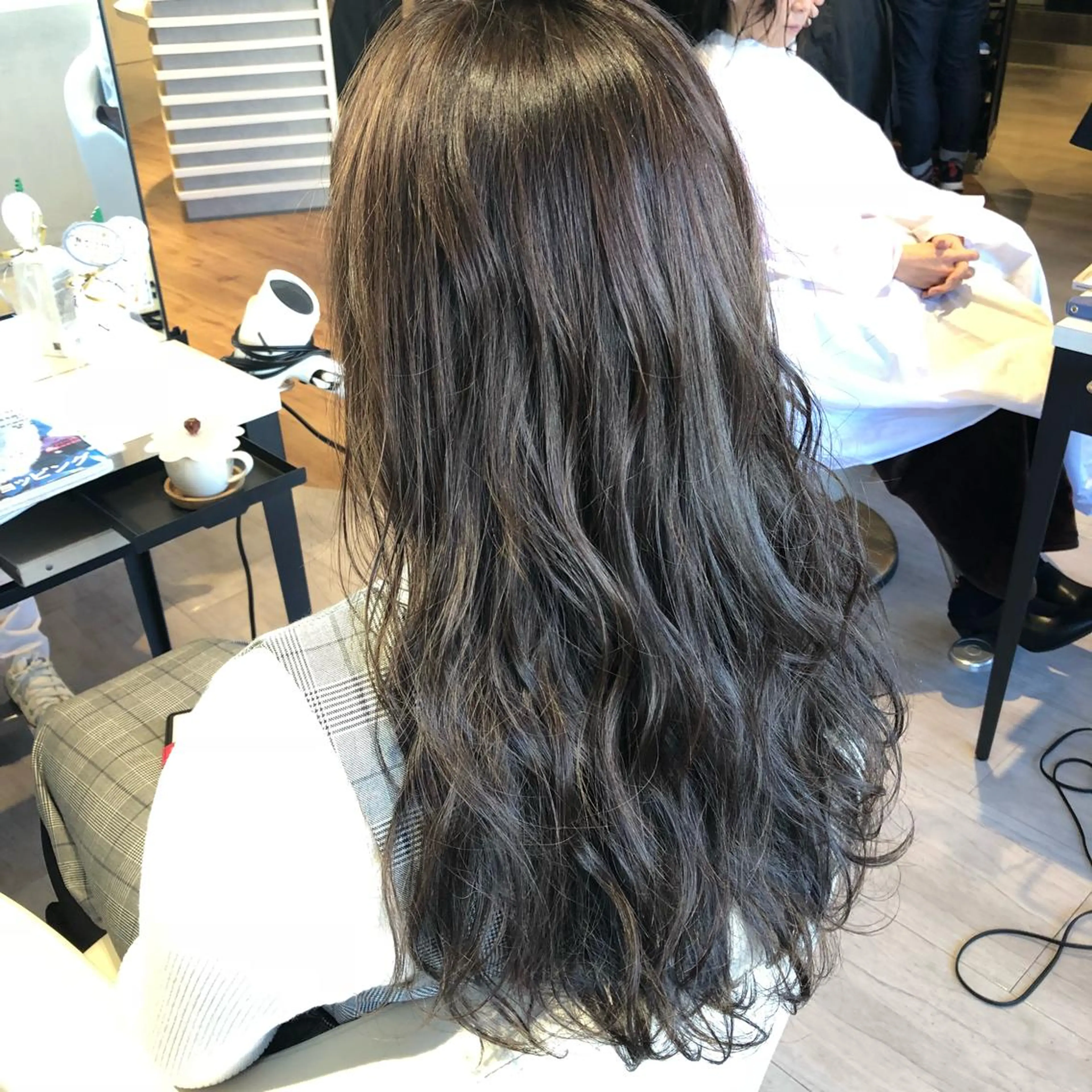 ロング カラー 金子 富士のヘアスタイル