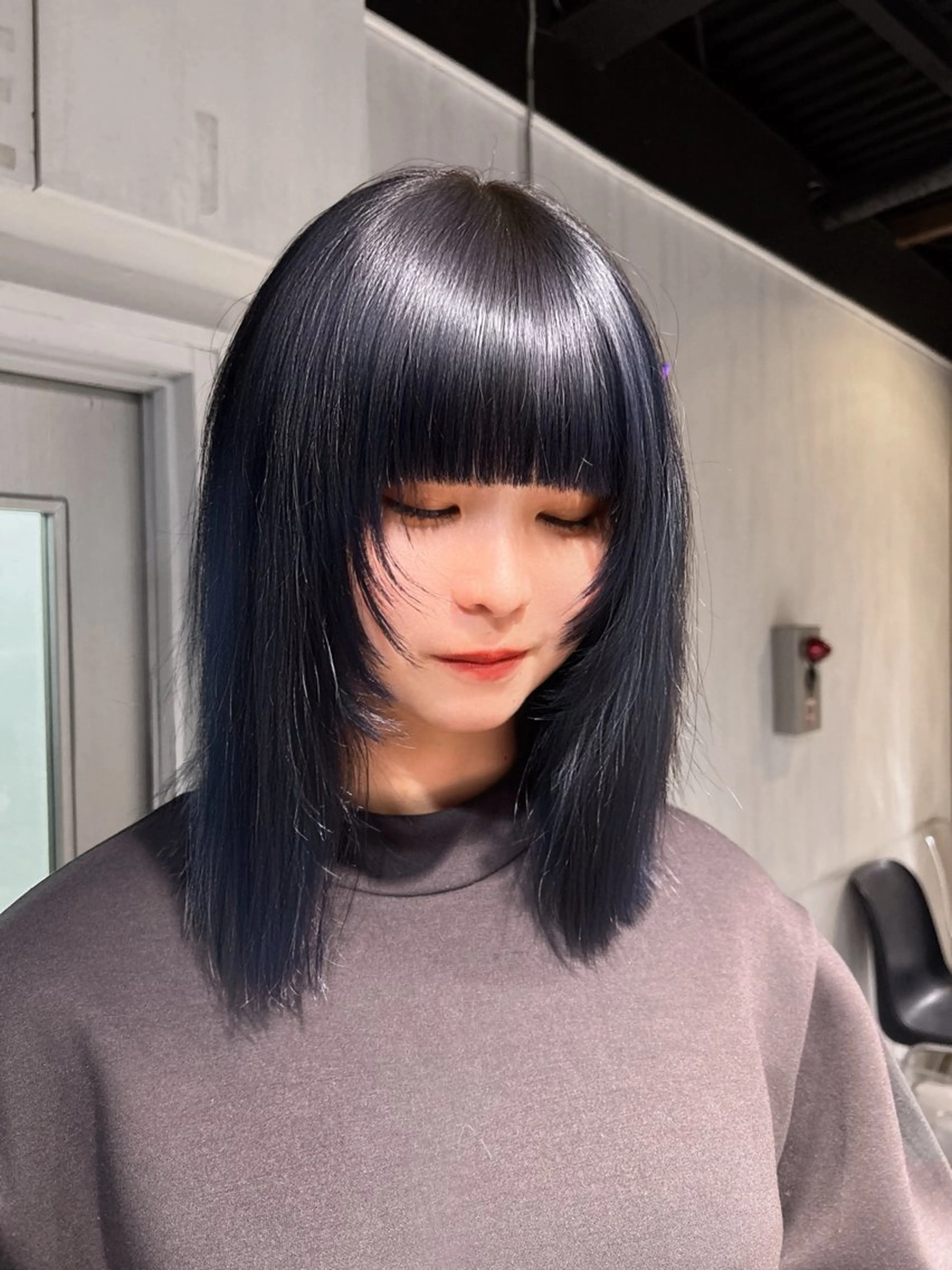 ミディアム 韓国風カラー 韓国風ヘア レイヤーカット ワンホンレイヤー MEI🎀垢抜けカラ ー🎀韓国styleのヘアスタイル