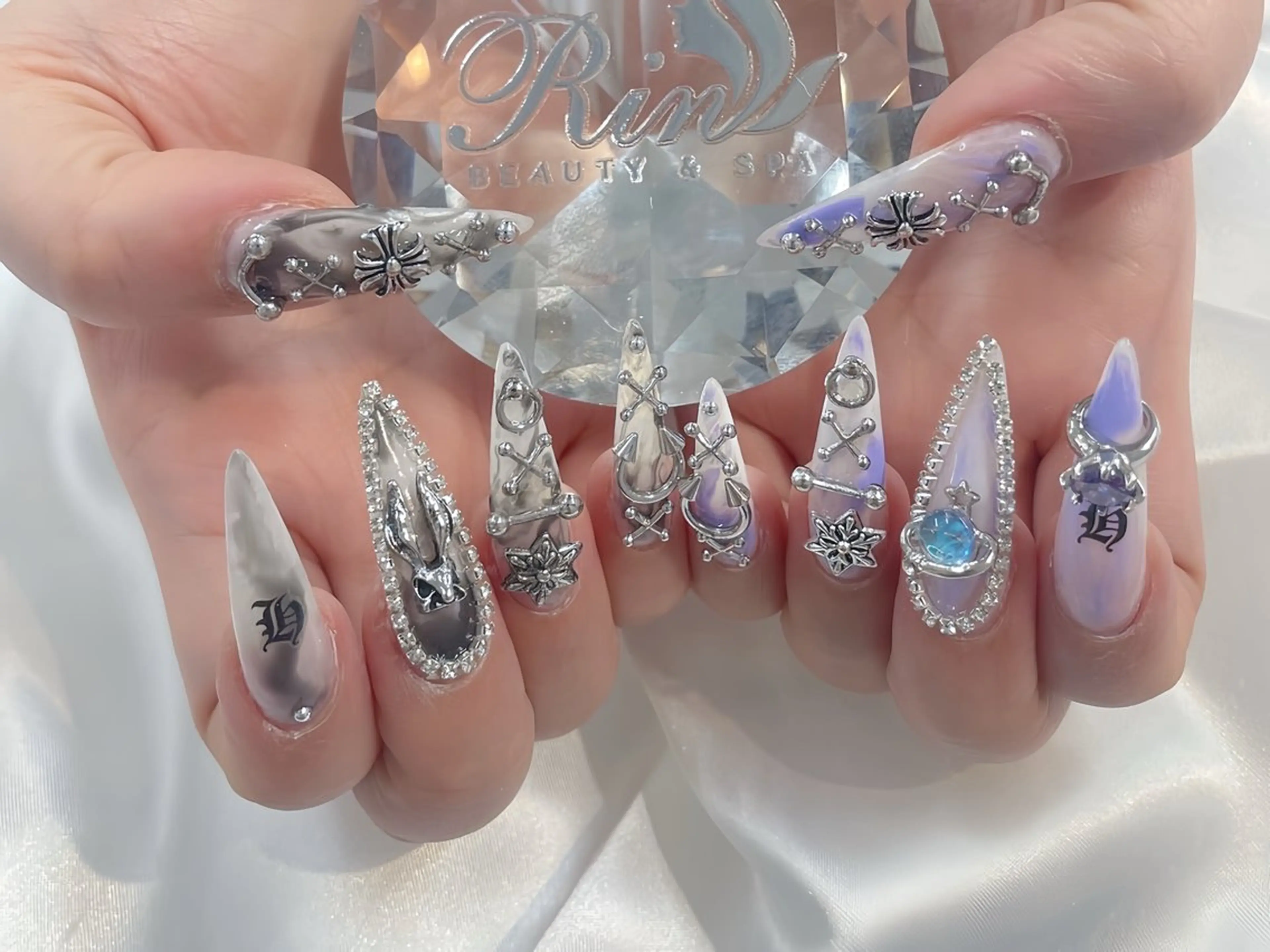 ネイル アートネイル ロングネイル ニュアンスネイル スカルプネイル ネイルチップ ハンドネイル Rin Nail 新大久保店のネイルデザイン