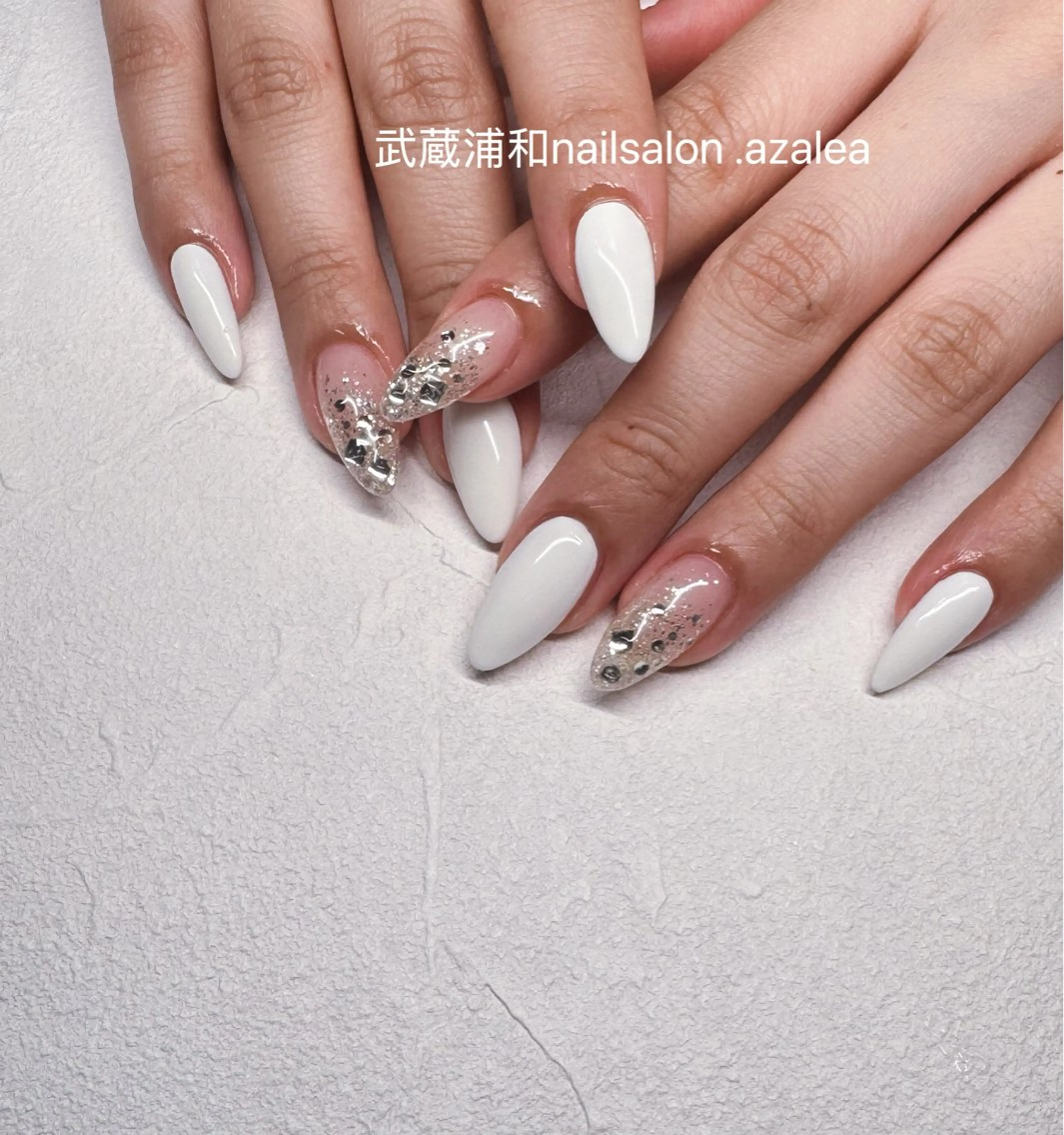 ネイル ハンドネイル R inのネイルデザイン