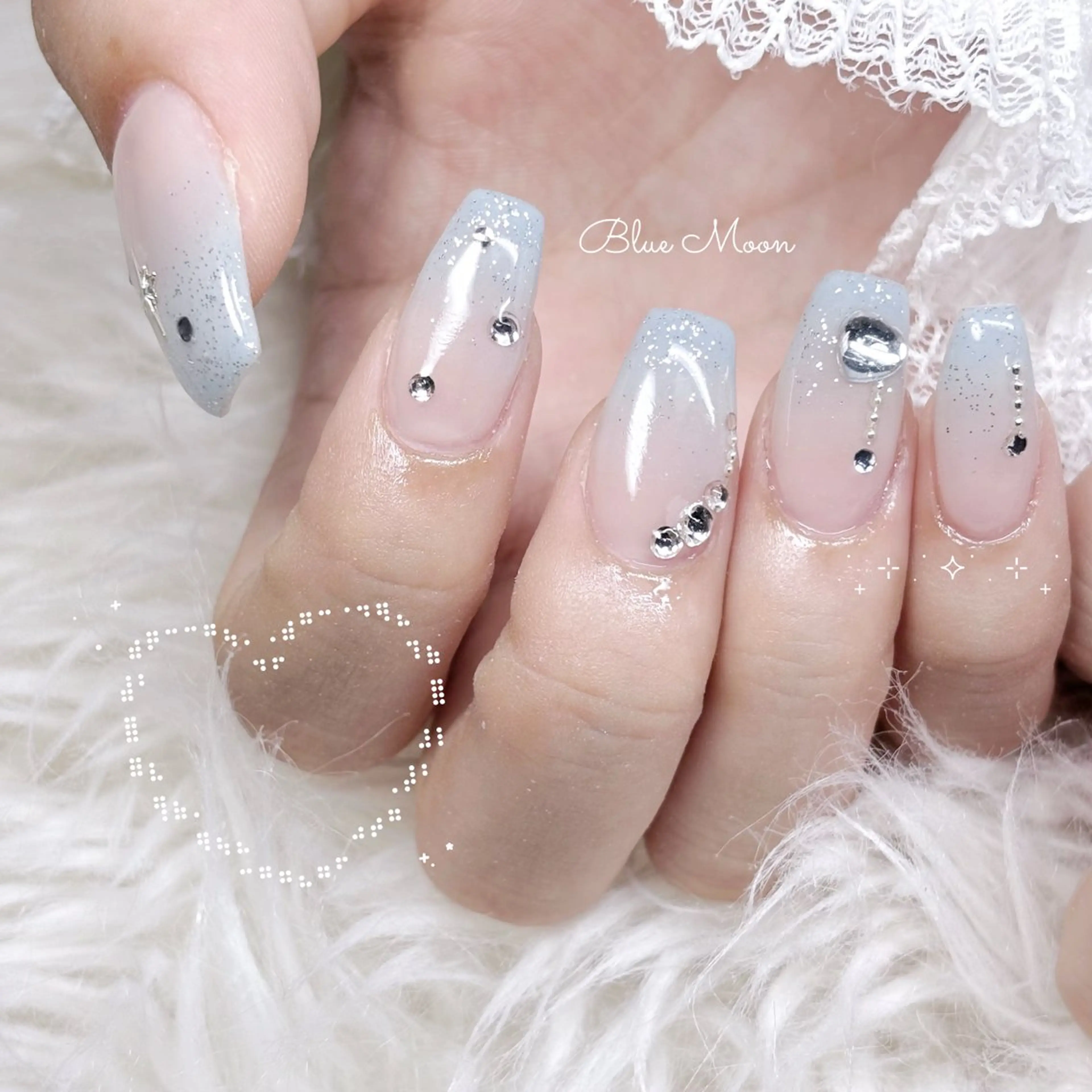 ネイル ハンドネイル フットネイル ハンドケア nail salon Blue Moonのネイルデザイン