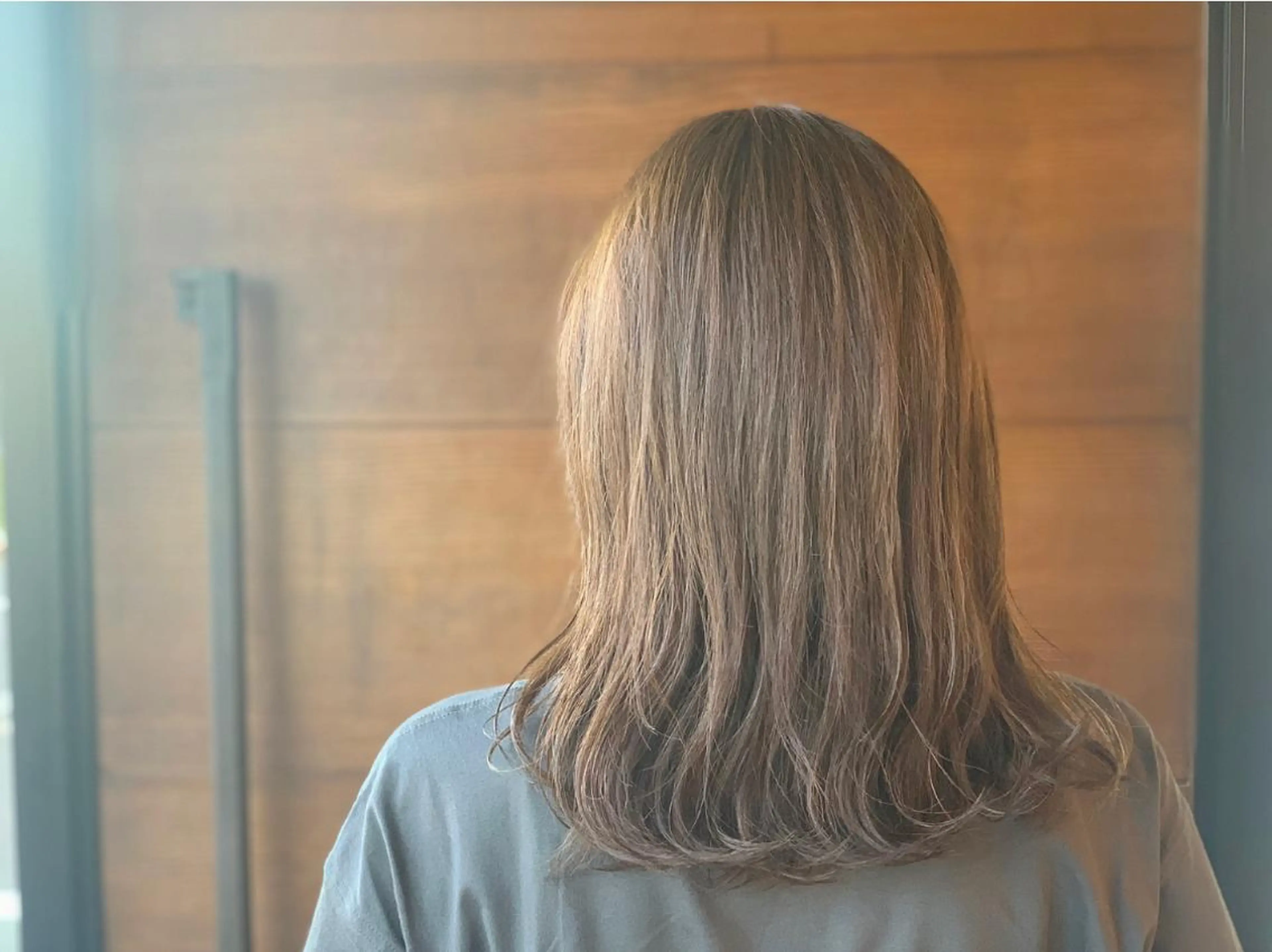 ミディアム カラー アッシュ ハイライトカラー ハイライト 悠 亜のマツエク・マツパデザイン