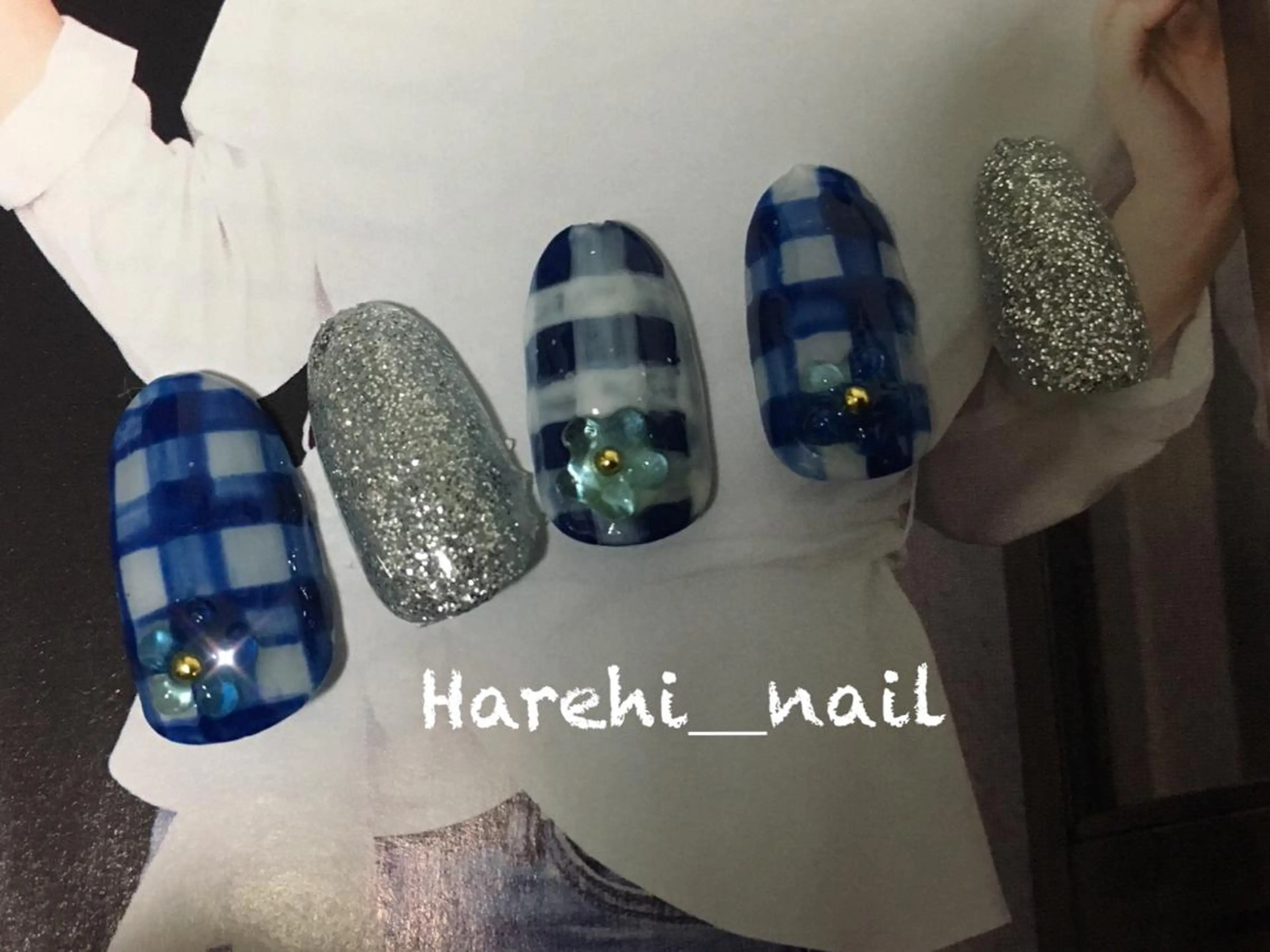 ネイル ネイビー ホワイト Harehi_ nailのネイルデザイン
