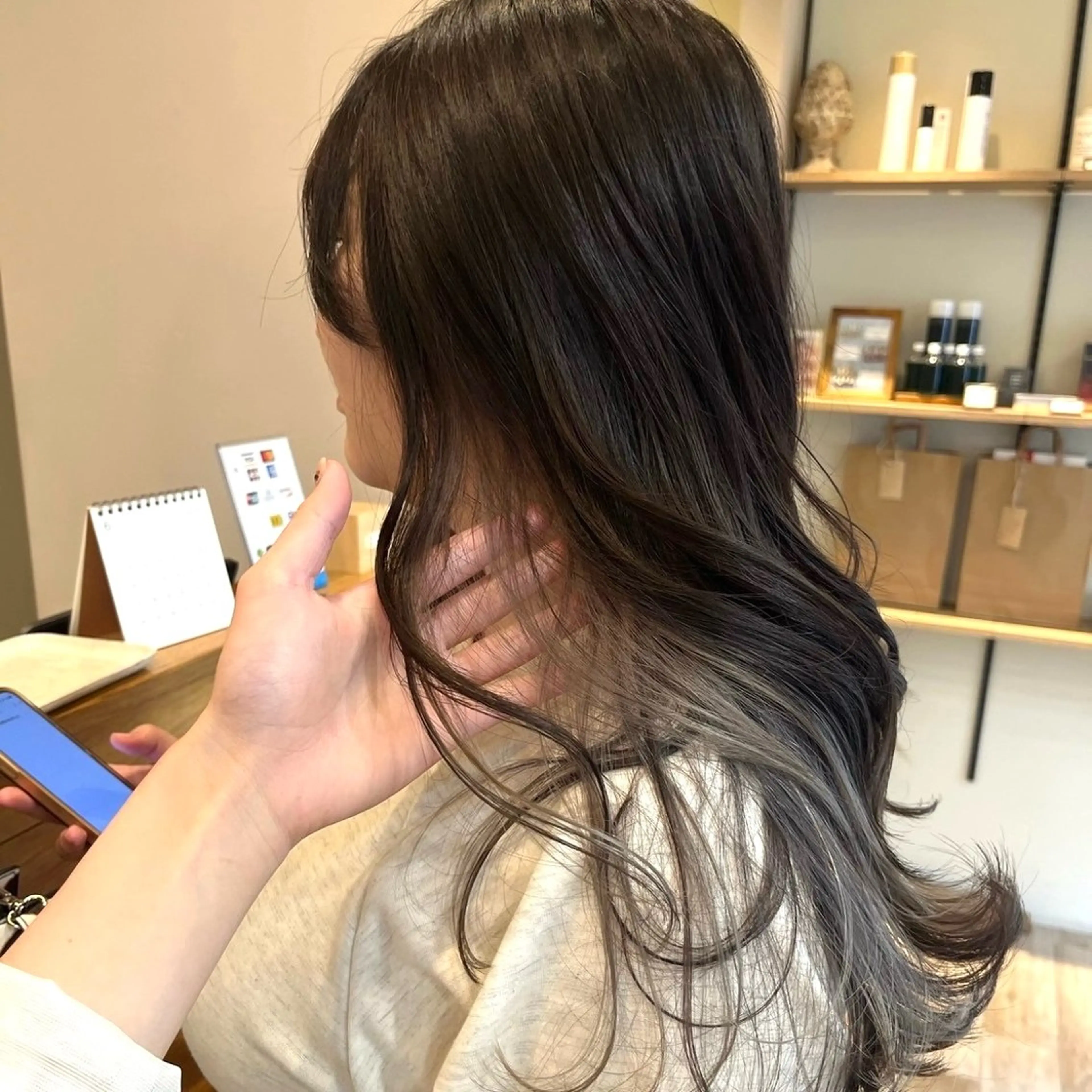 🌷ブリーチインナー➕全体カラー🌷の写真