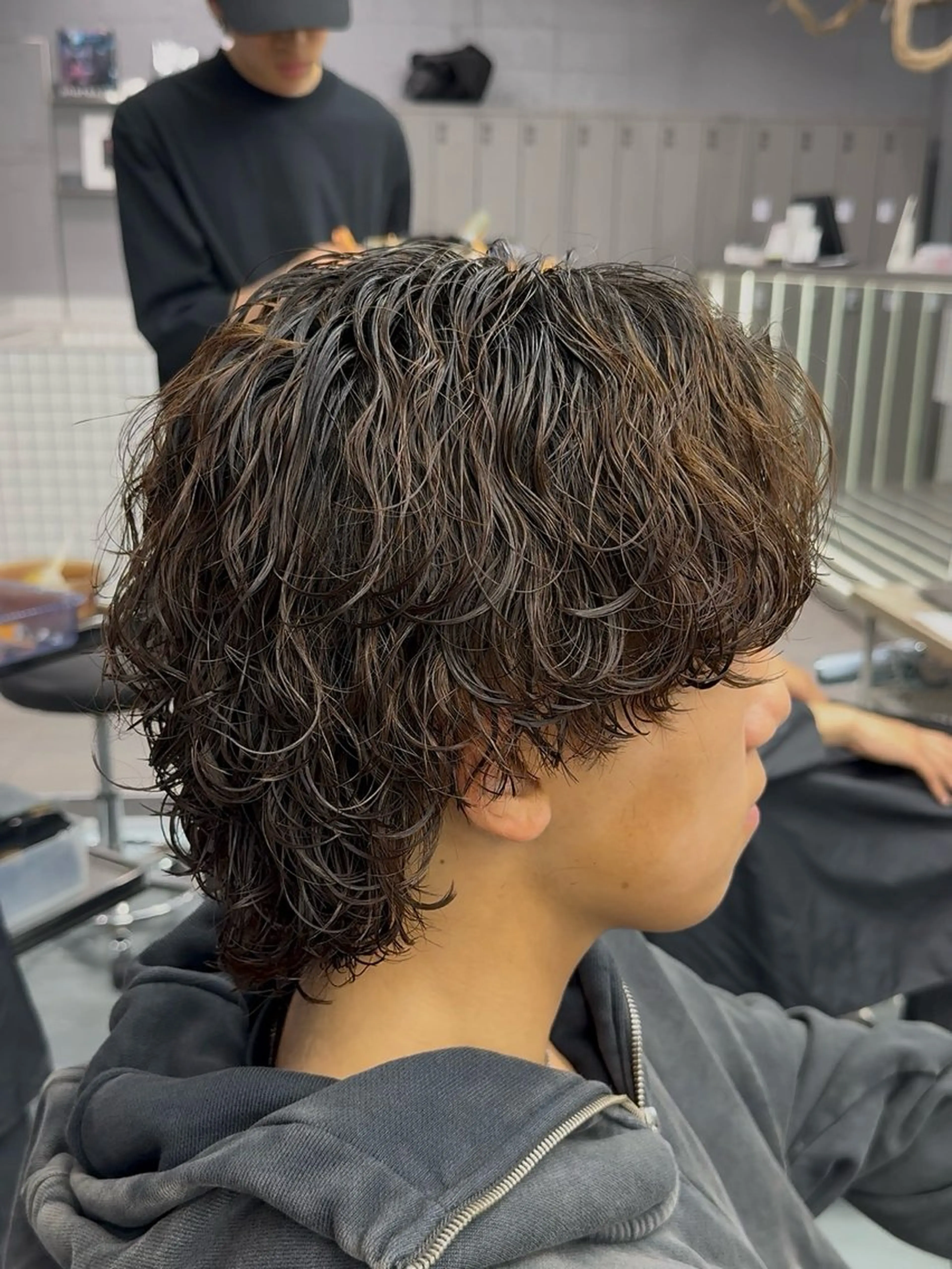 ミディアム カット パーマ 【surfcurl】 塚原悠斗のヘアスタイル