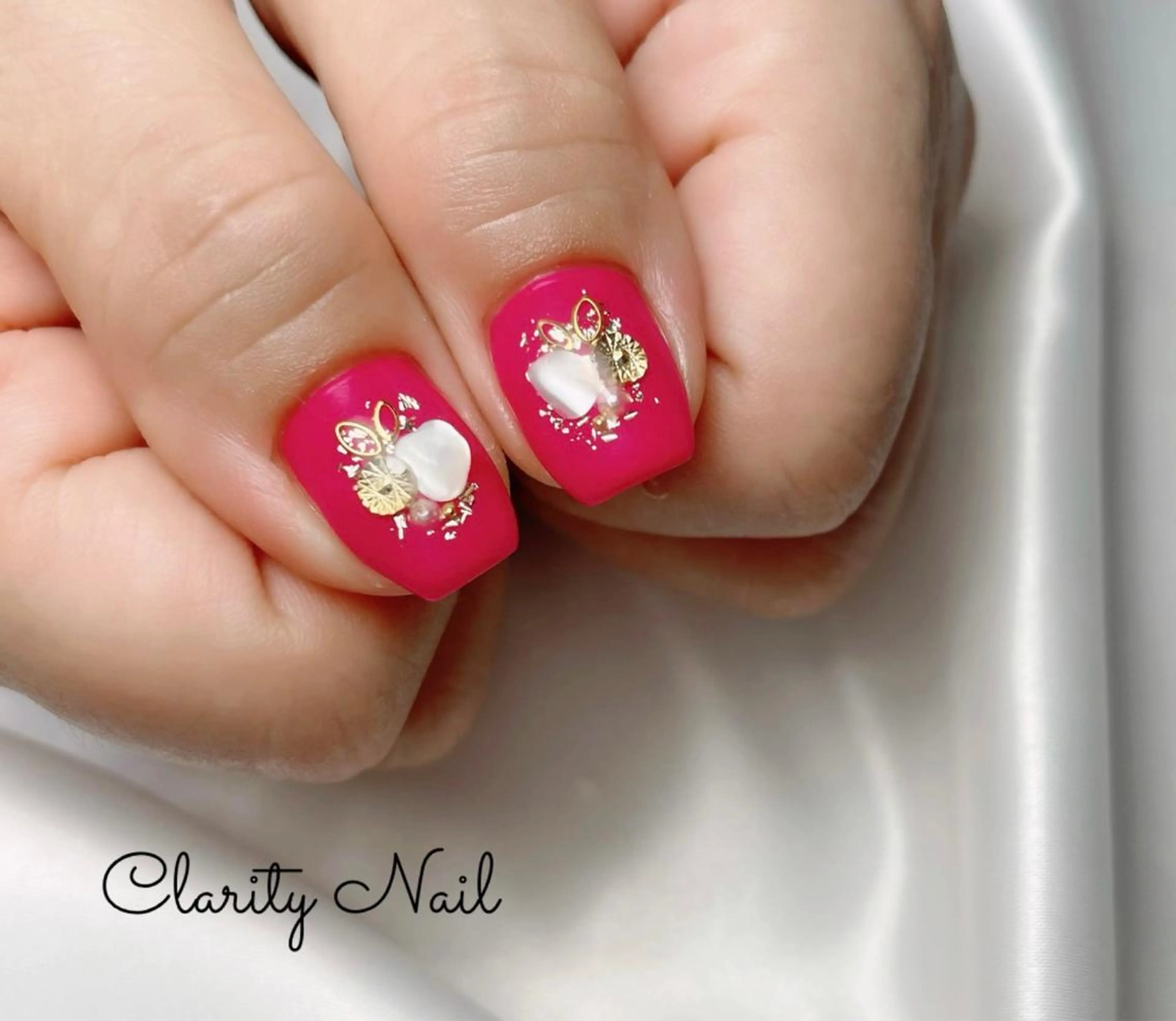 ネイル ハンドネイル Clarity Nailのネイルデザイン