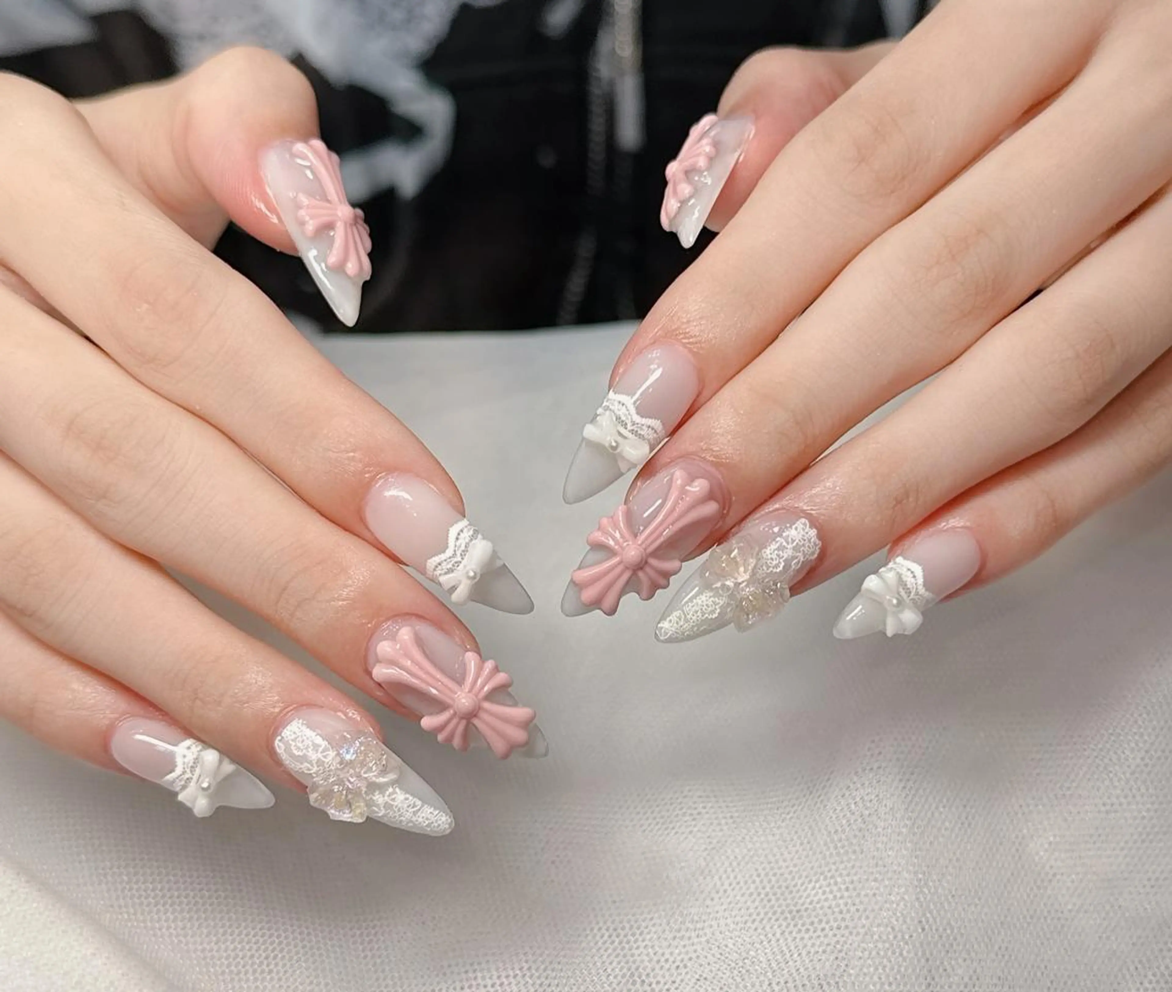 ロング カラー ベージュカラー グラデーションカラー ピンクカラー 韓国風ヘア ハンドネイル 波 なみのネイルデザイン