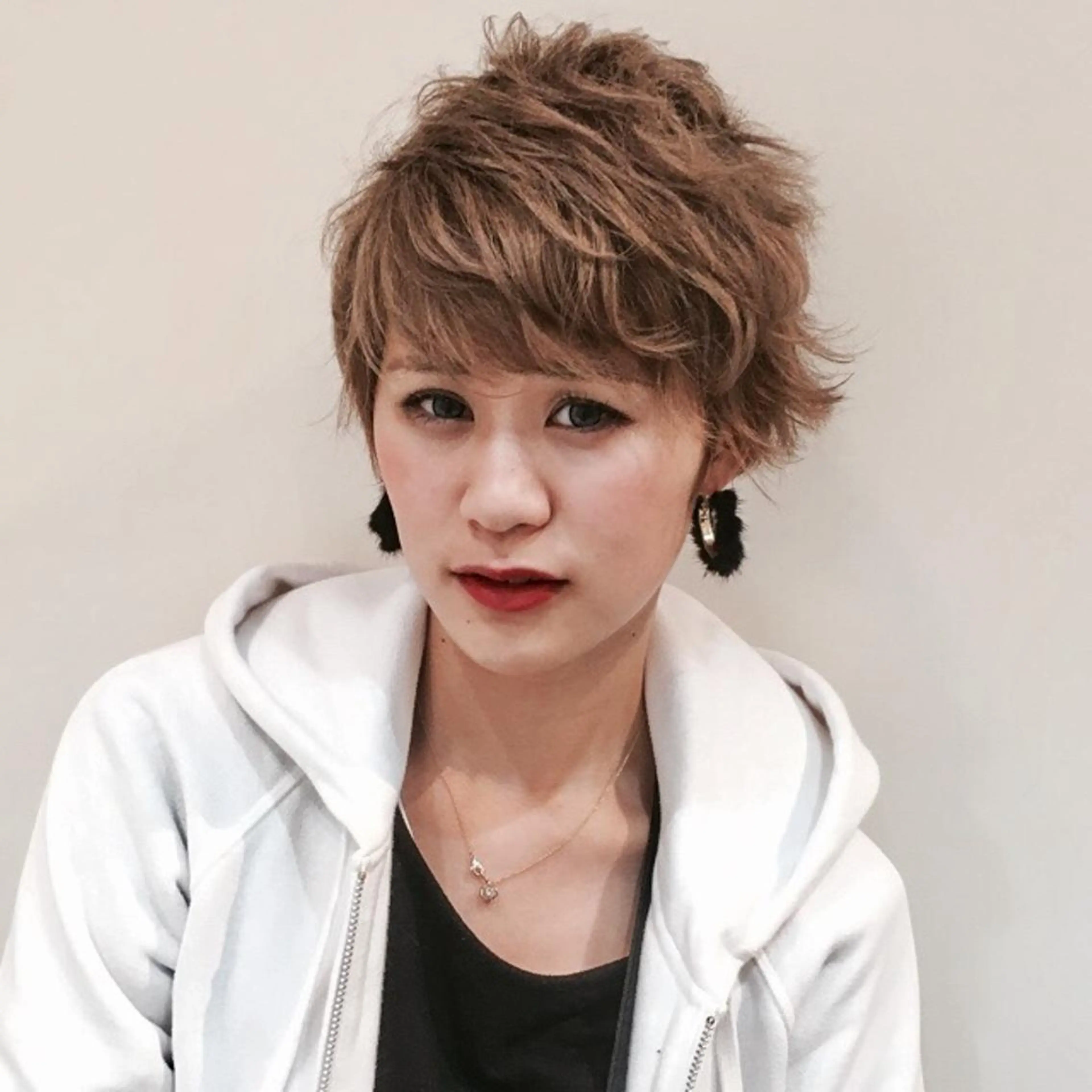 ショート ショートヘア 特殊カラー/ブリーチ 道満ゆいなのヘアスタイル