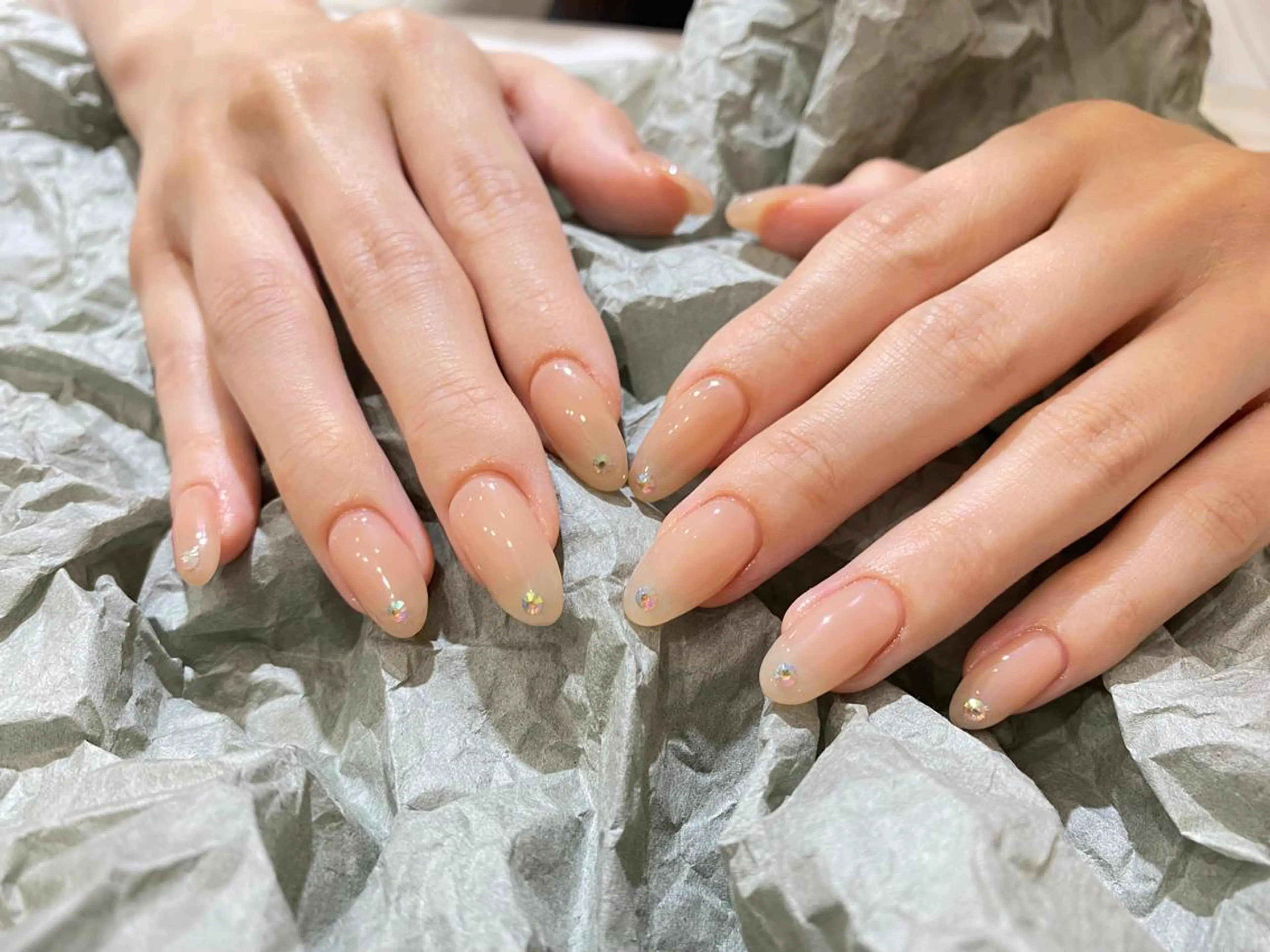 ネイル ストーンネイル Umi nail& eyelashのネイルデザイン