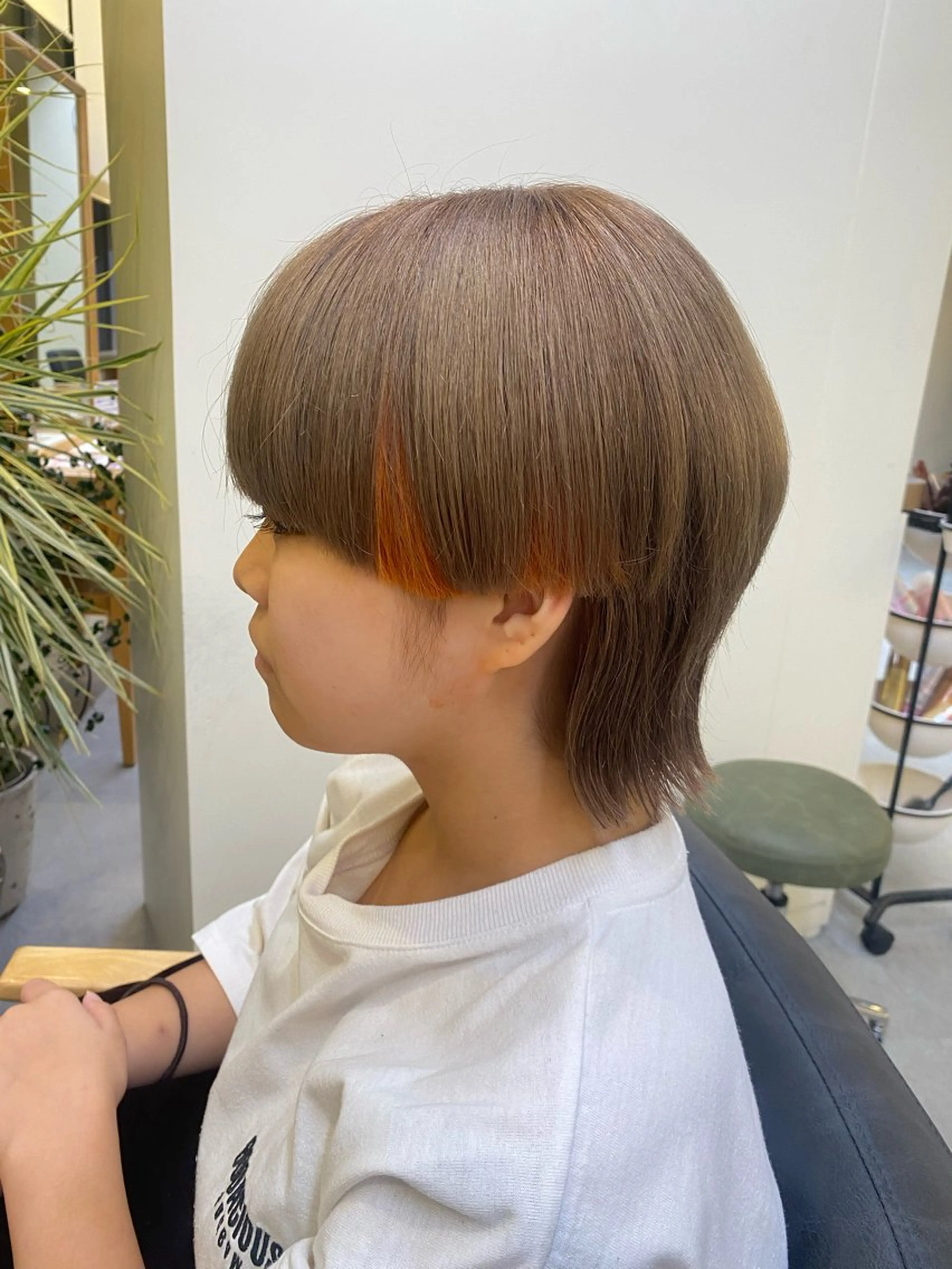 ショート ショートヘア ウルフカット 勝海 絢音のヘアスタイル