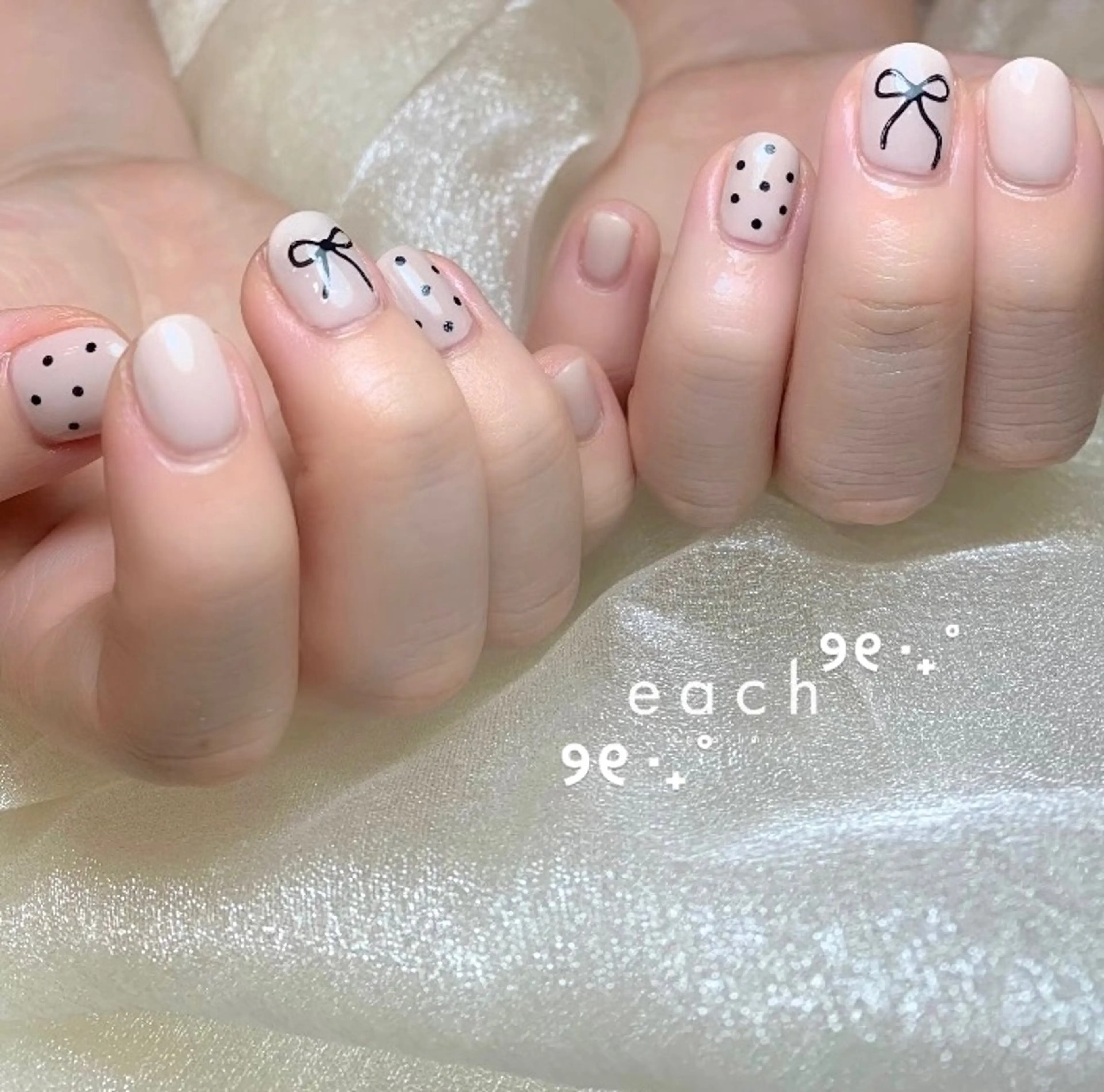 ネイル each Hibikiのネイルデザイン