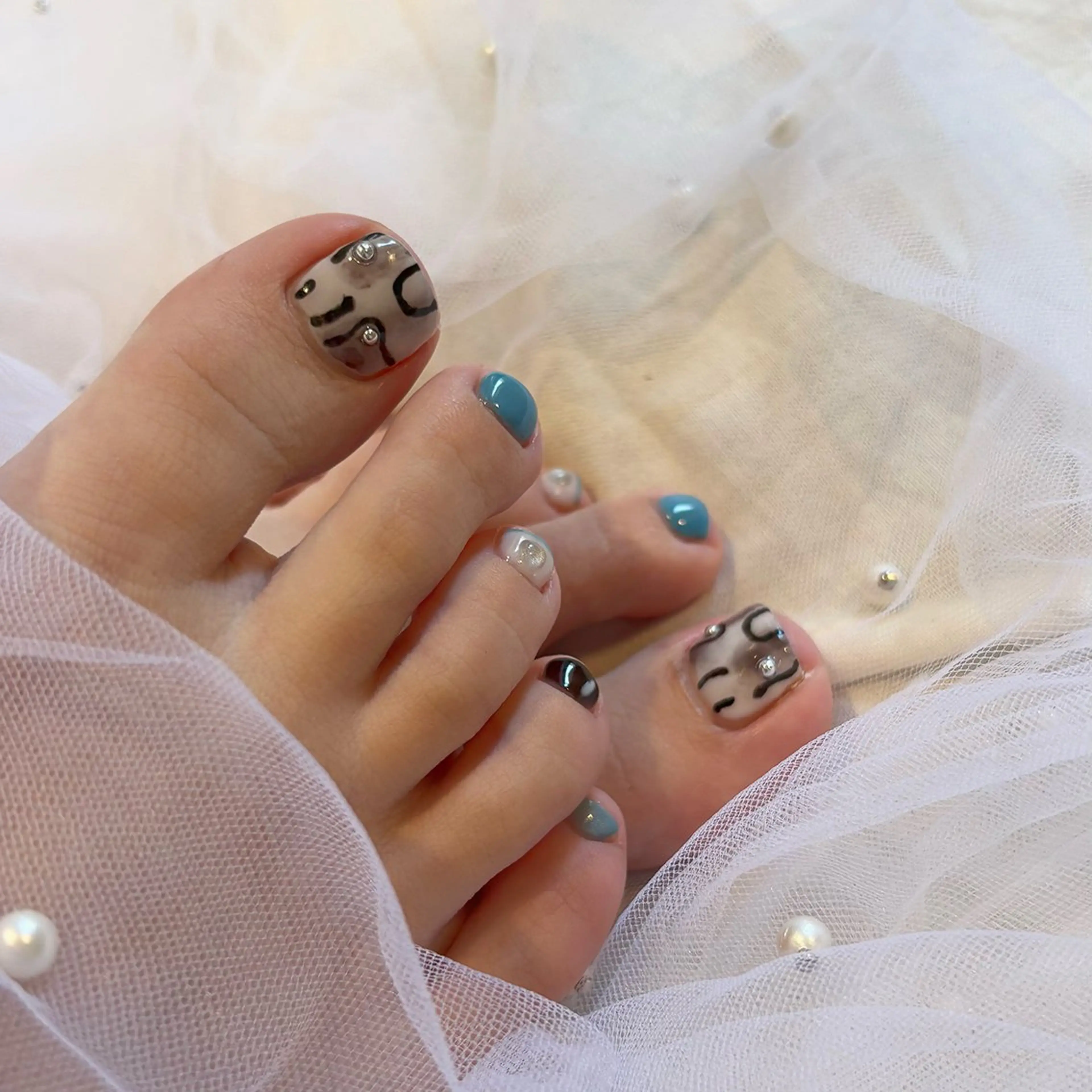 ネイル フットネイル 大西 紬のネイルデザイン