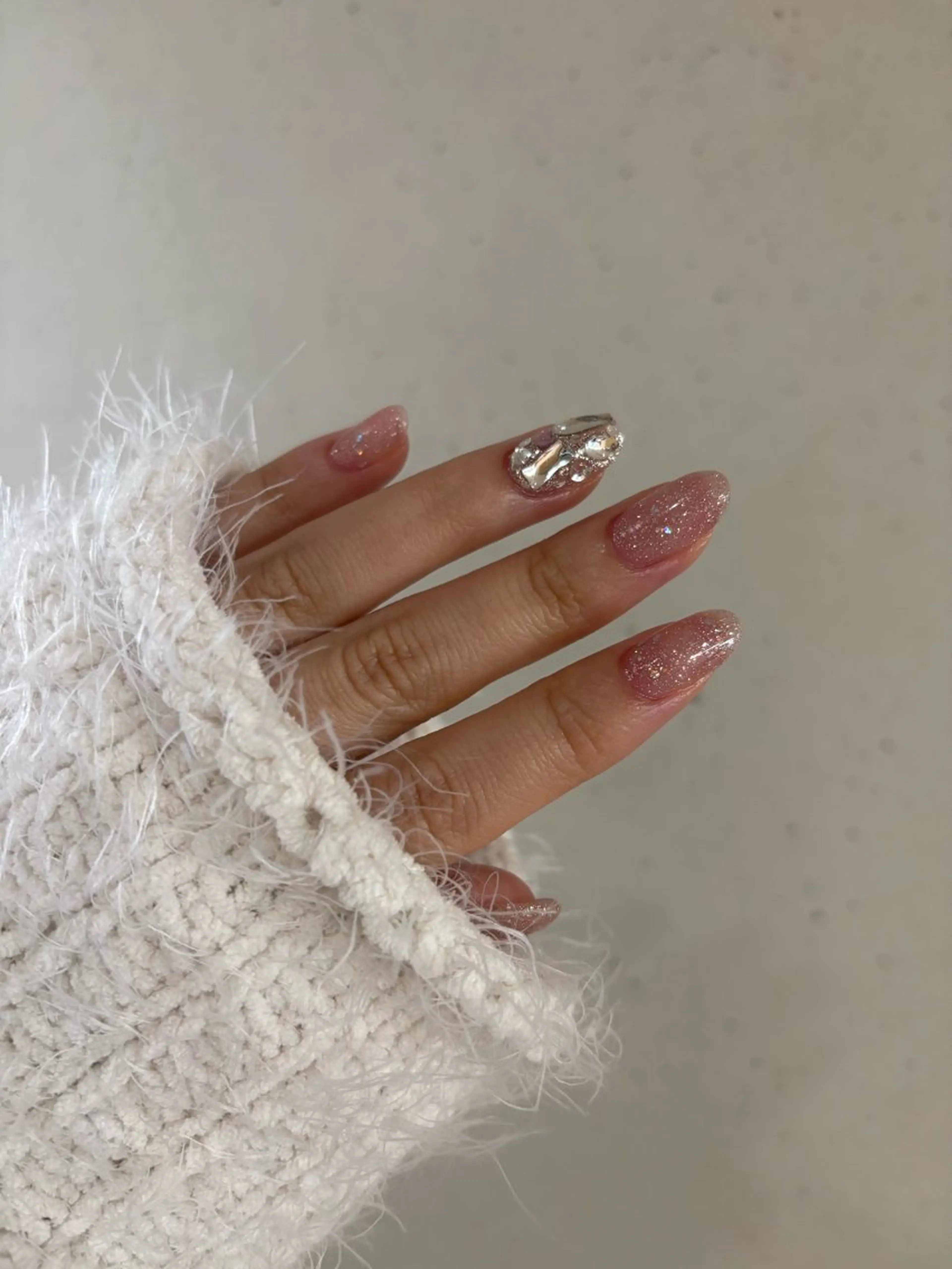 ネイル キラキラネイル emi 🧸のネイルデザイン