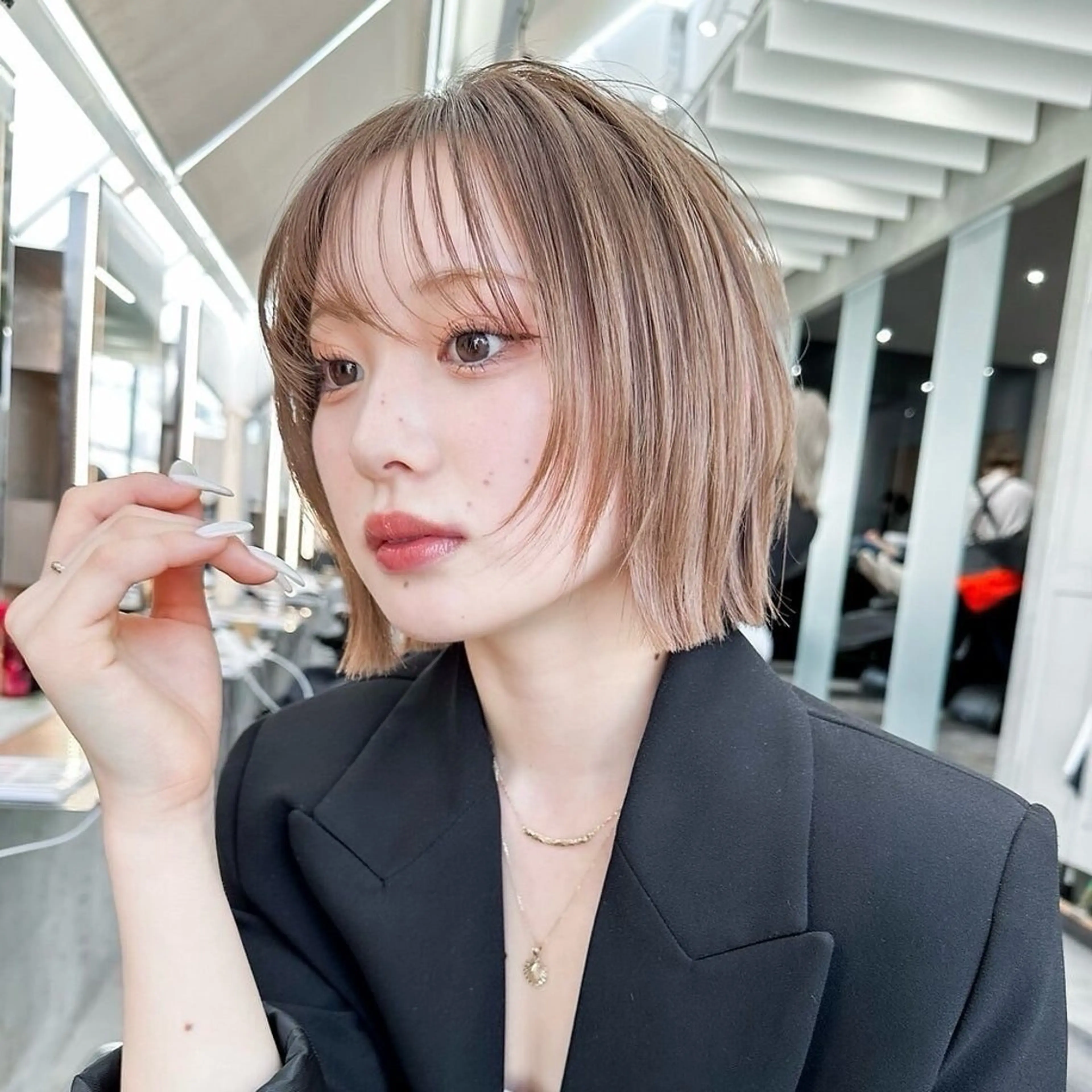 ショート カラー ボブレイヤー ボブ 顔まわりレイヤー 顔周りカット 韓国風ヘア ボブ/レイヤーボブ/ 髪質改善/梶川 夏季のヘアスタイル