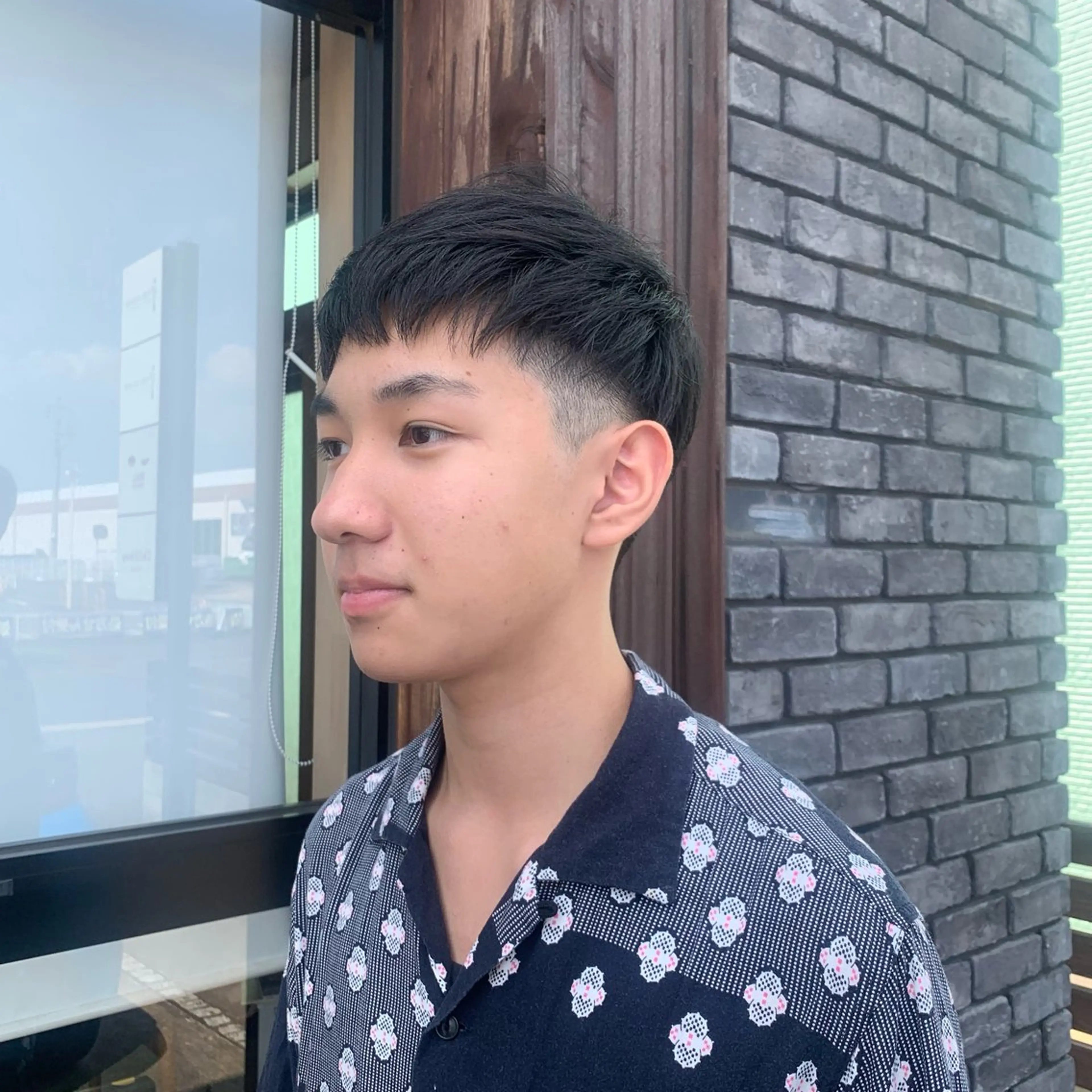 ショート メンズ コウノス マサコのヘアスタイル