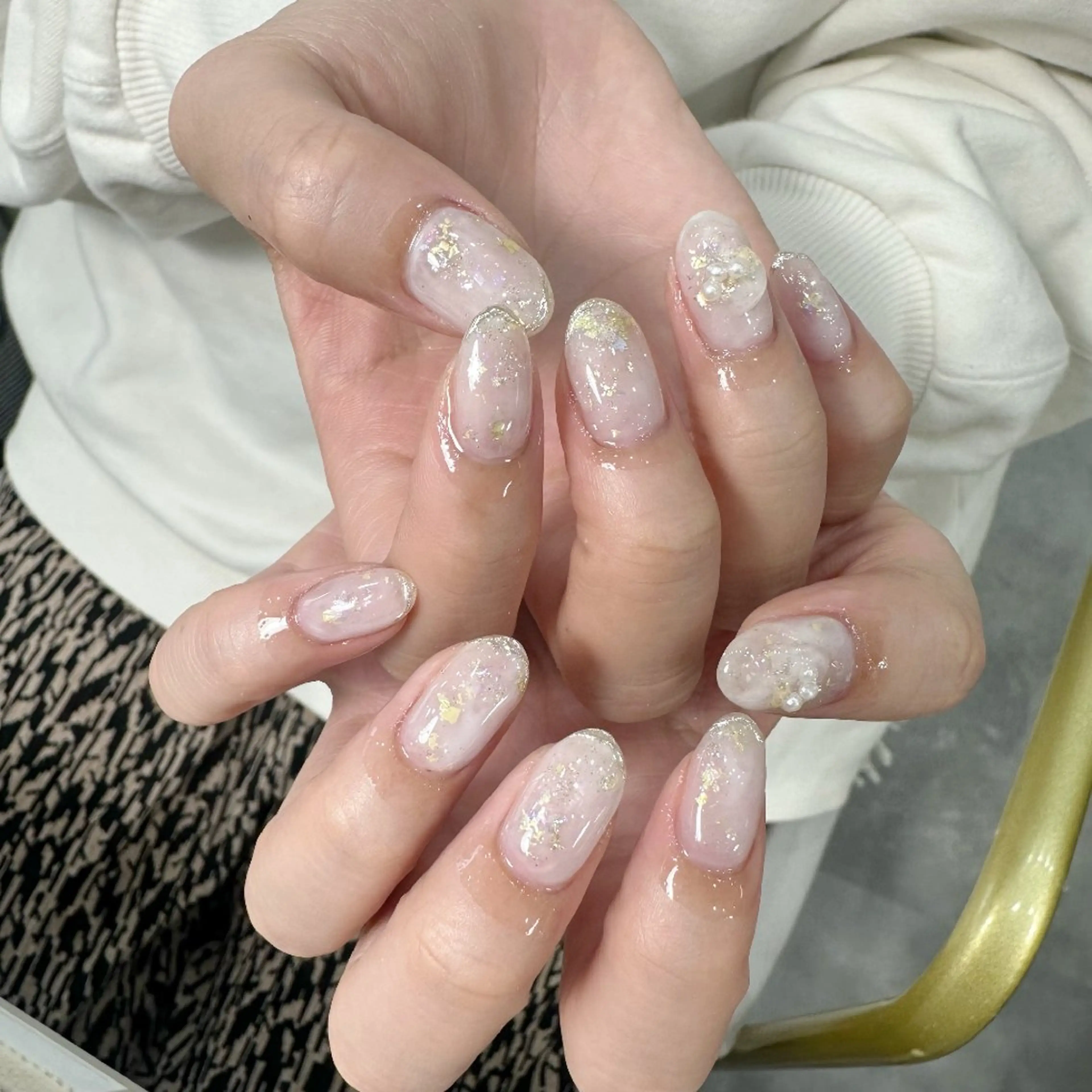 ネイル チークネイル フレンチネイル ジェルネイル ガーリー キラキラネイル ハンドネイル UM Nail Salonのネイルデザイン