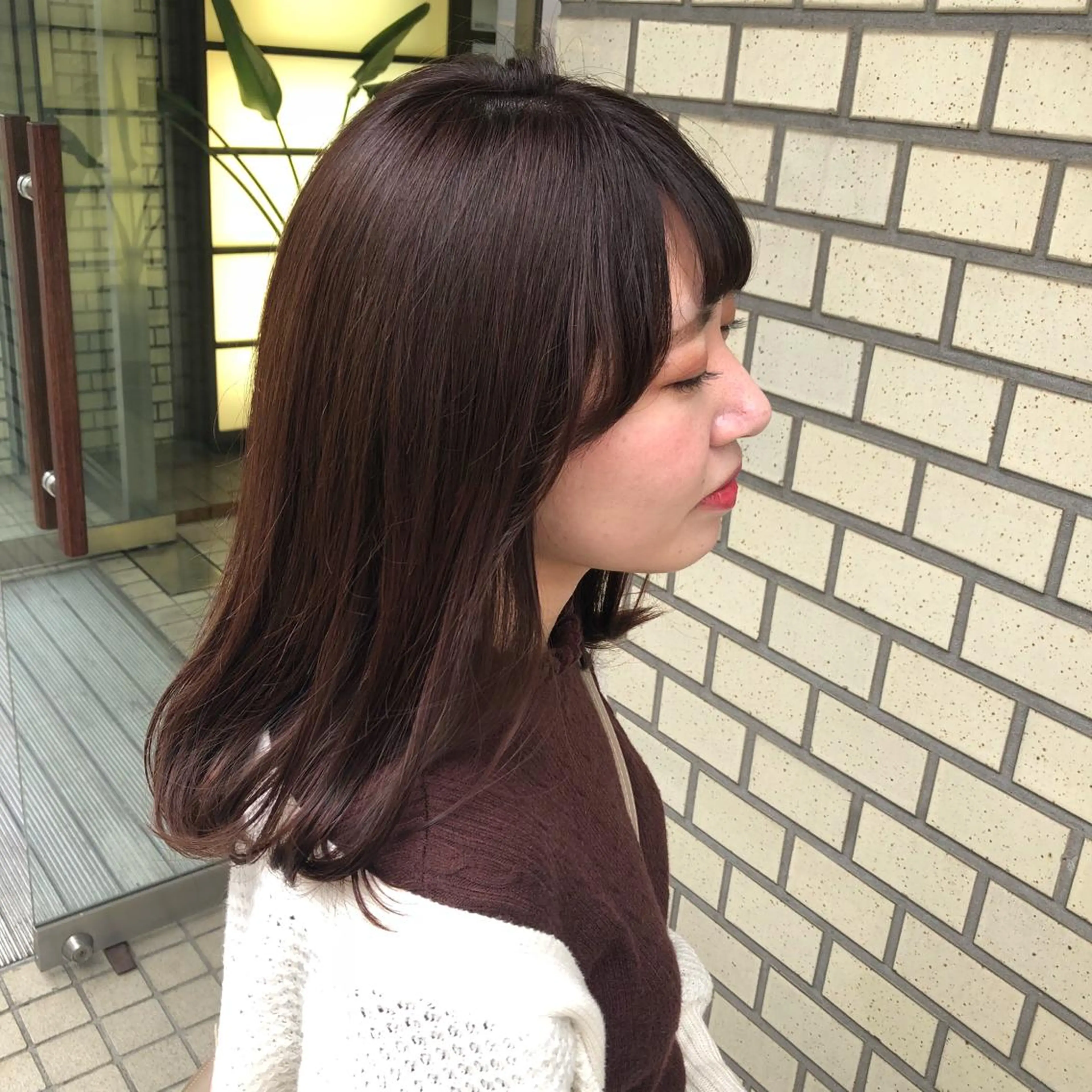 ミディアム カラー レッドカラー marble by KENJEのヘアスタイル