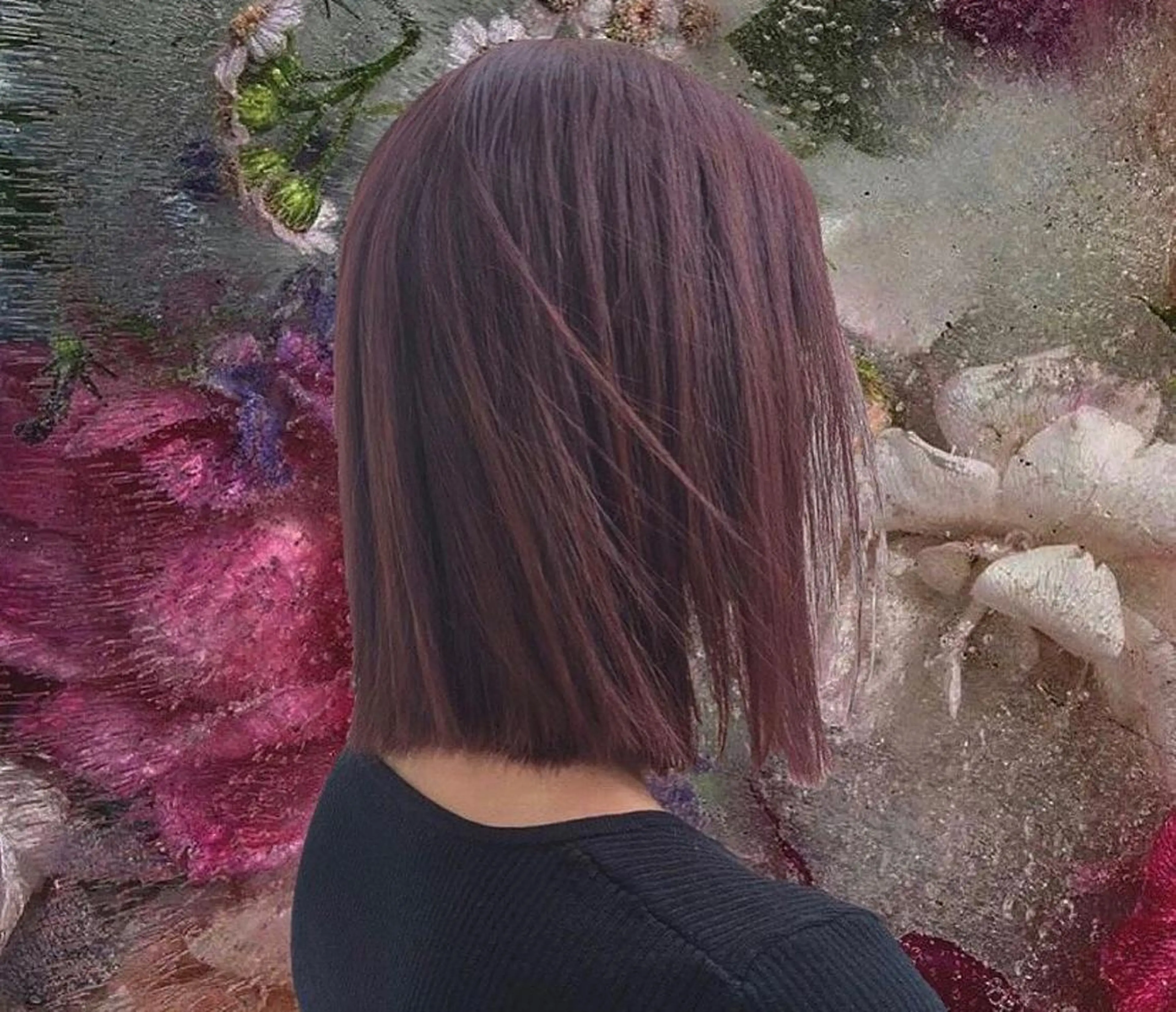 カラー MANAMI 🥀ウルフカットのヘアスタイル