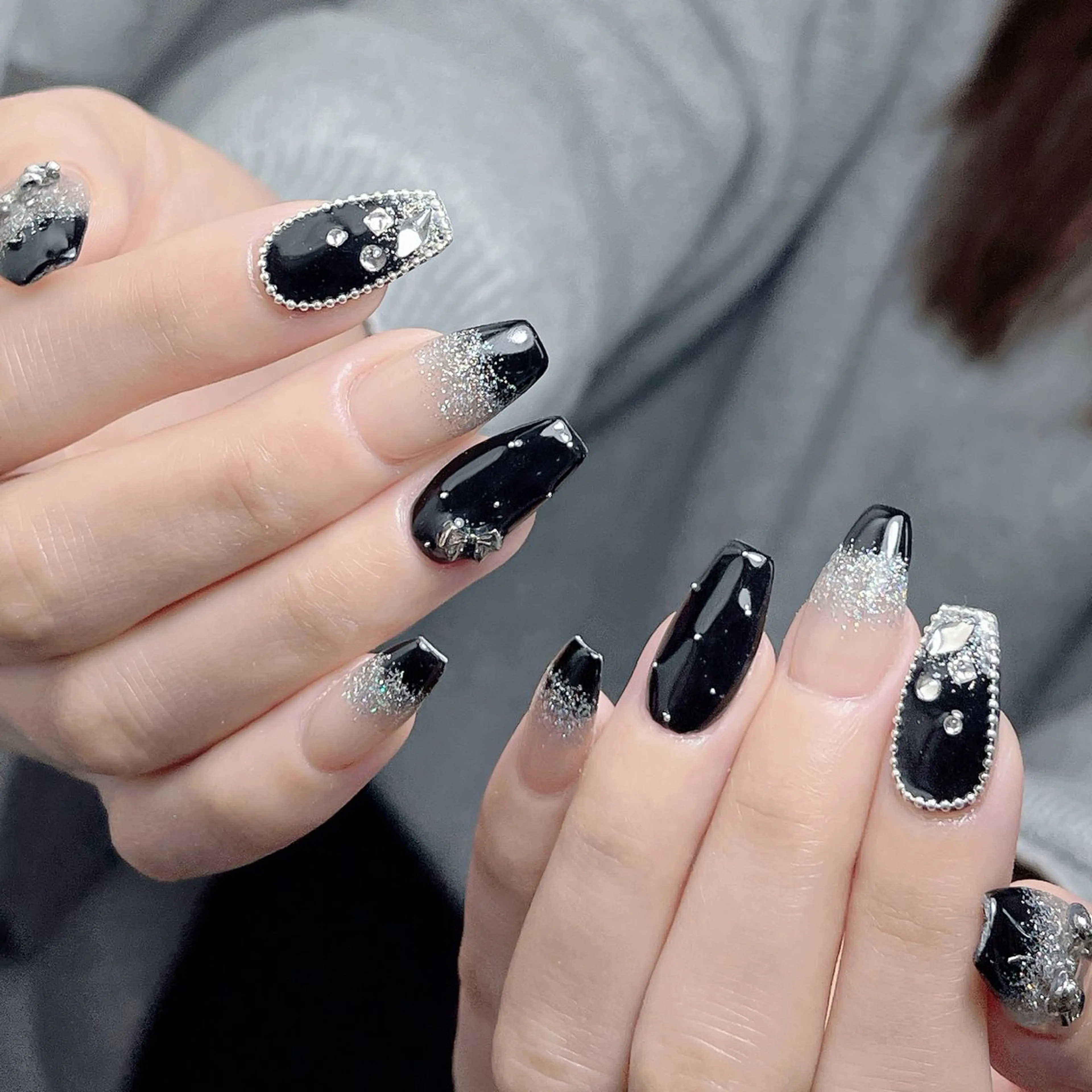 ネイル ハンドネイル Queens ciciのネイルデザイン