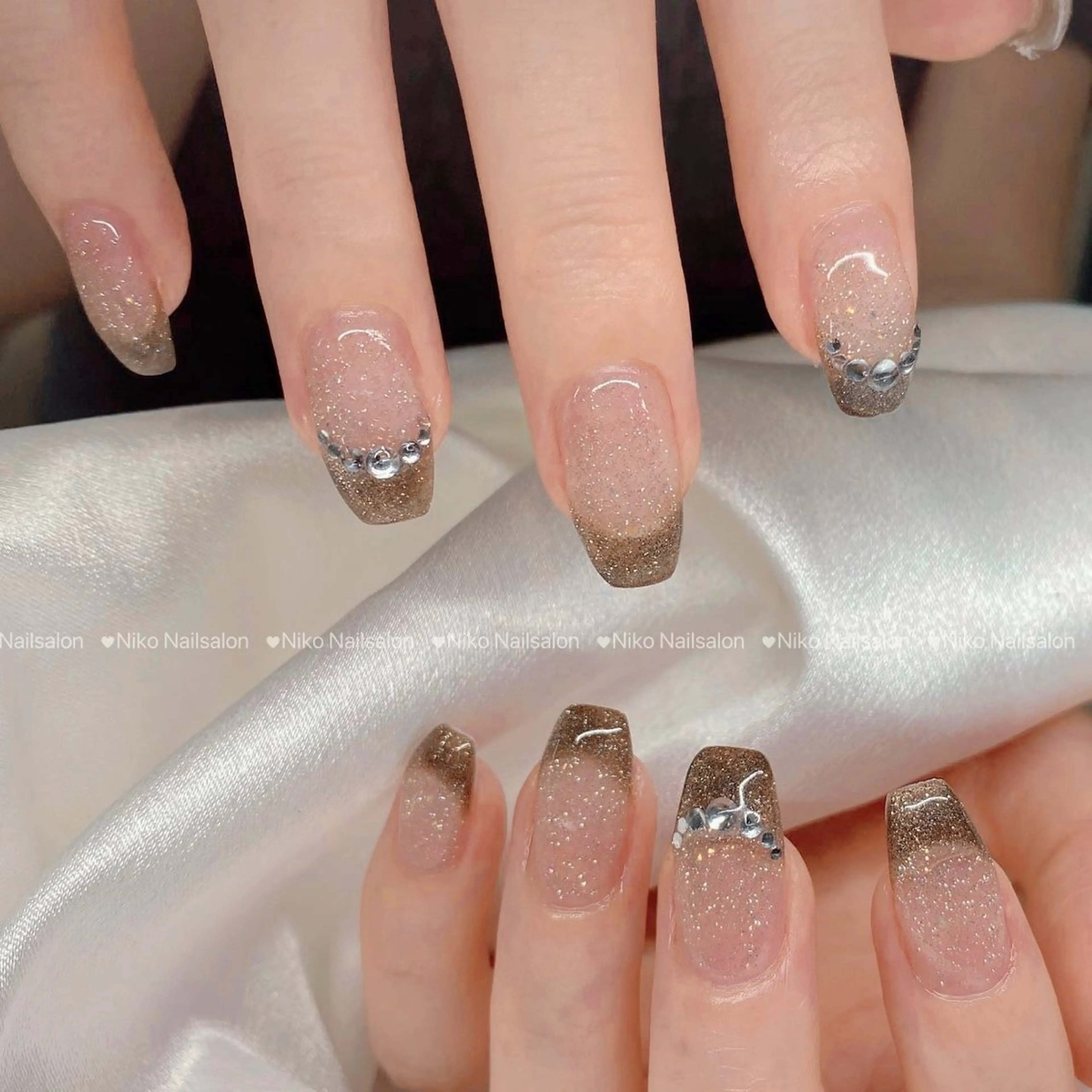 ネイル チークネイル 長さ出し フットネイル フレンチネイル ジェルネイル Niko Nail salon 銀座本店のネイルデザイン