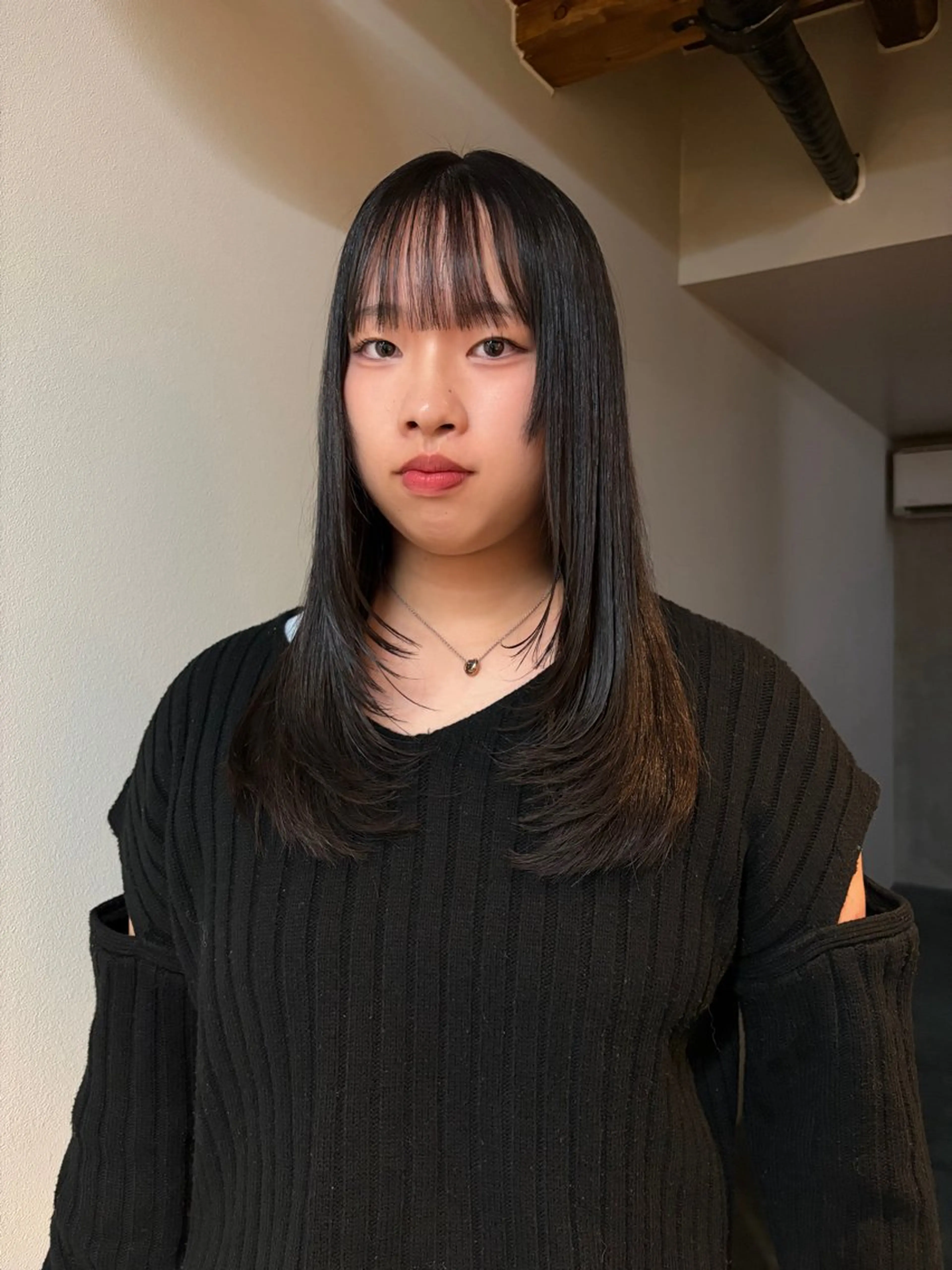 セミロング レイヤーカット カット 三浦 ふたばのヘアスタイル