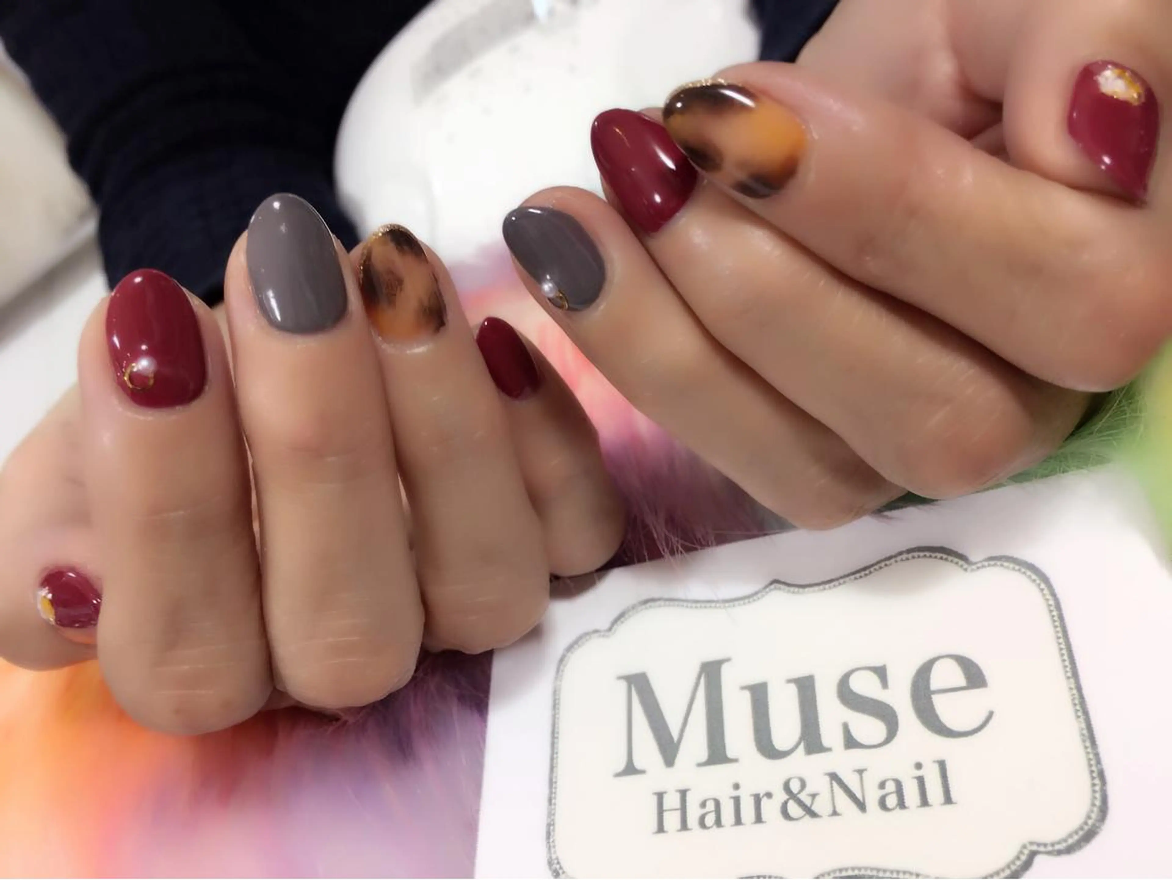 ネイル べっ甲ネイル 隠れ家一戸建て金町 HIROMI 葛飾区のネイルデザイン