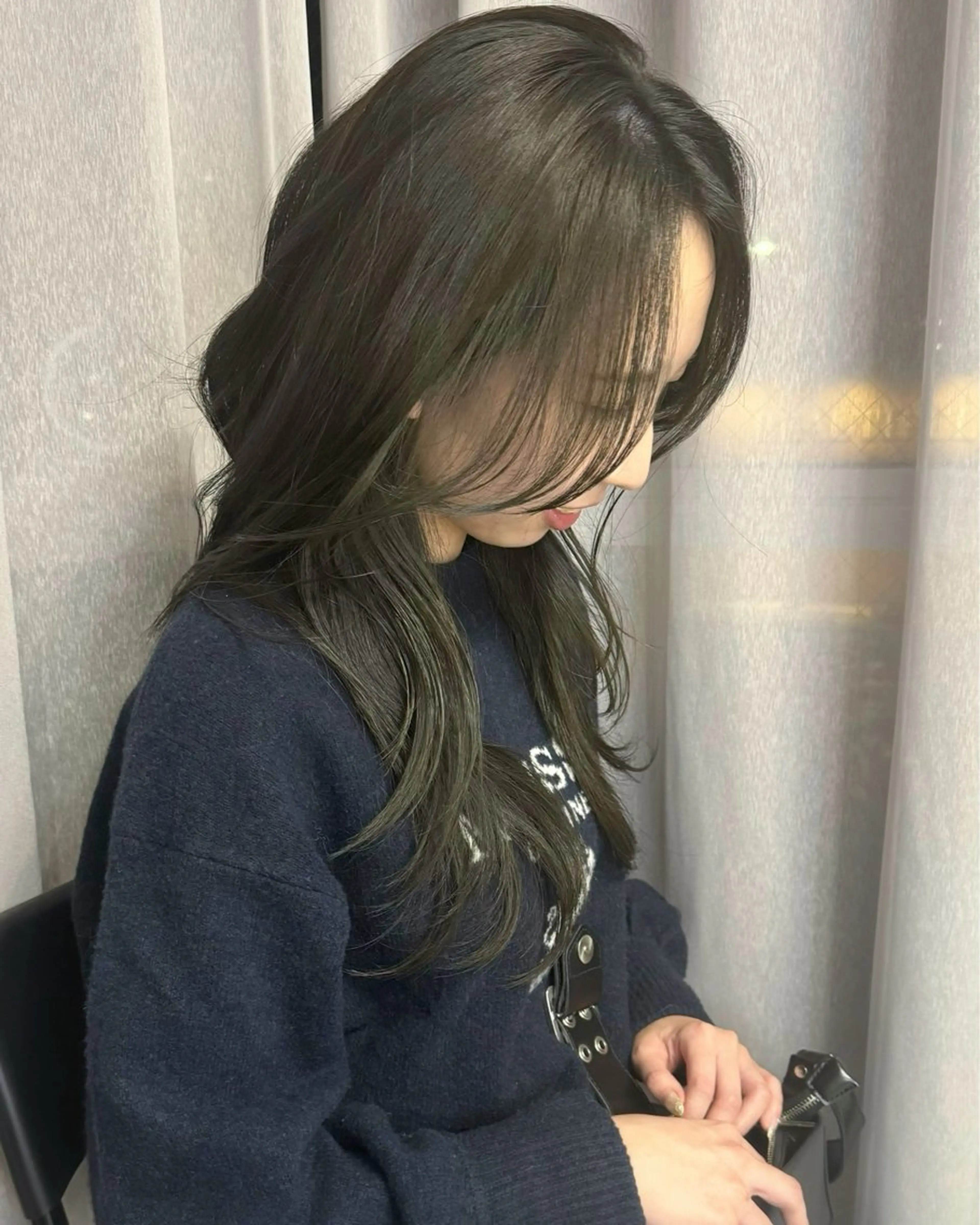 ロング カラー ヘアアレンジ 韓国風ヘア レイヤーカット トリートメント ワンホンヘア カット ヘアカラー トリートメント アンドウ ユウ/ レイヤーカット/韓国のヘアスタイル