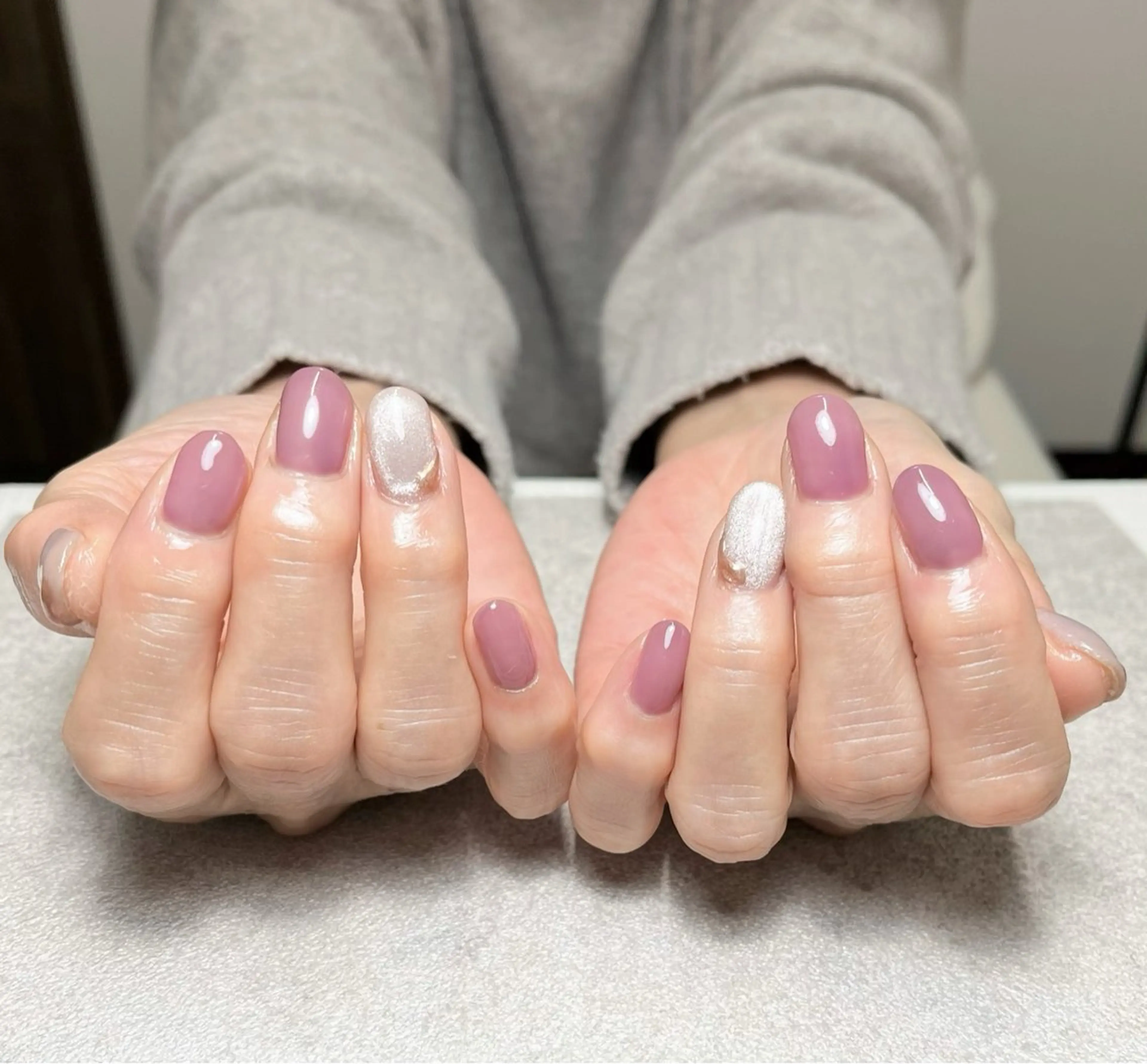 ネイル マグネットネイル パープル ハンドネイル m.yネイル所属・S Mayuのネイルデザイン