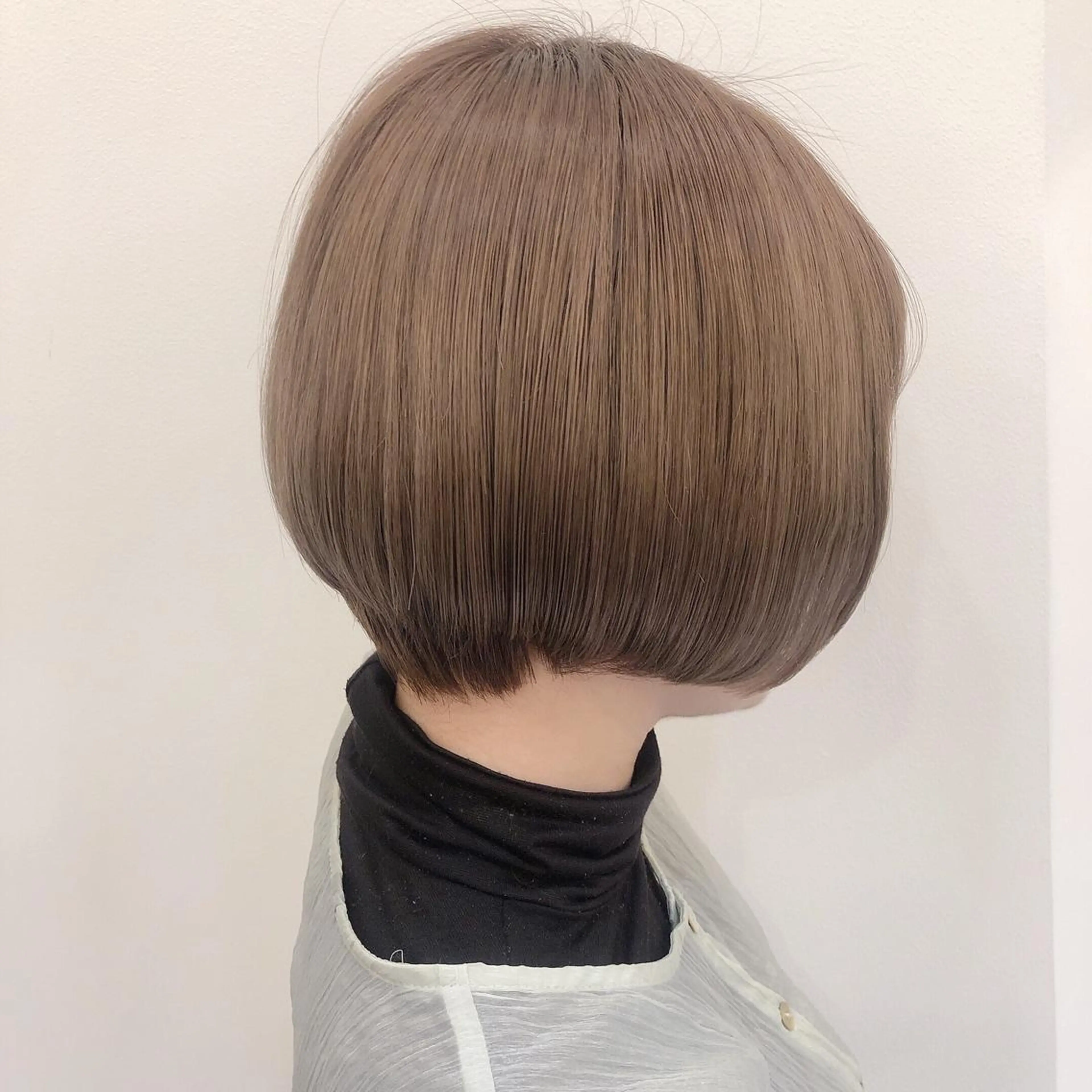 カラー ベージュカラー ミルクティーベージュ ヘアカラー 中澤 美緒のヘアスタイル