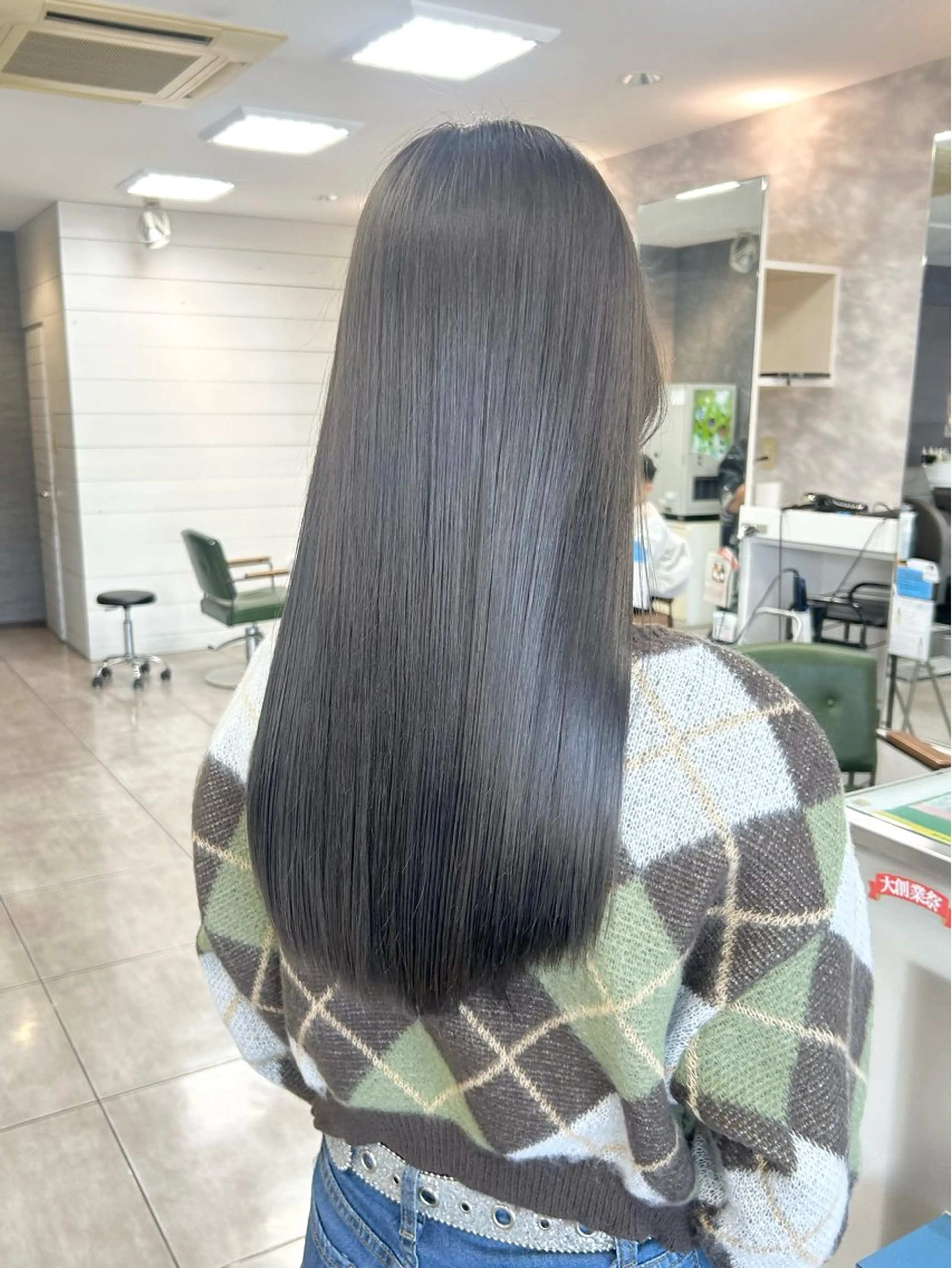 ロング カット ヘアカラー 🫧艶髪カラー🫧 森本くるみのヘアスタイル