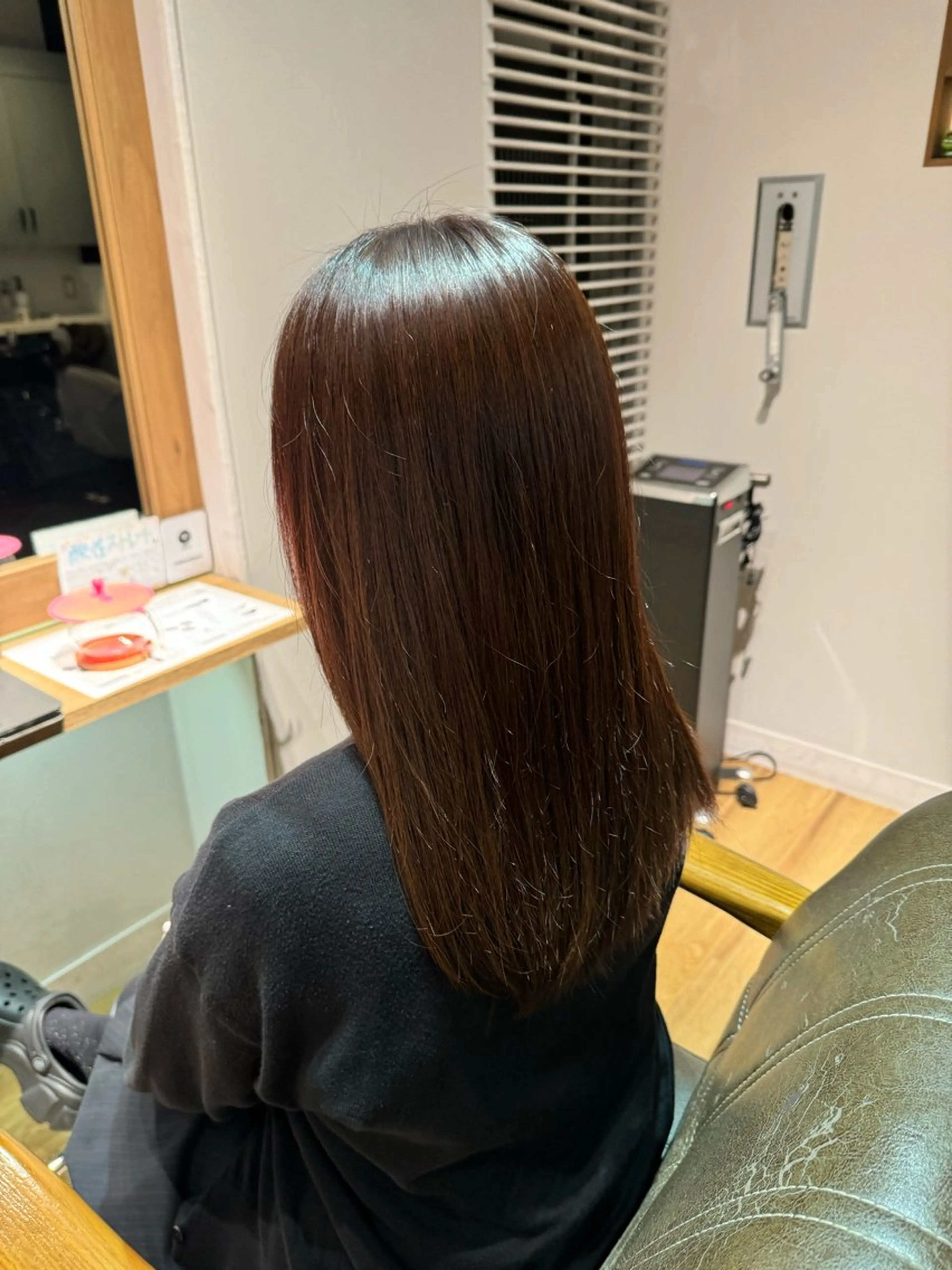 ロング カラー ブラウンカラー ピンクカラー ピンクブラウン ヘアカラー トリートメント ツキダテ ユイのヘアスタイル