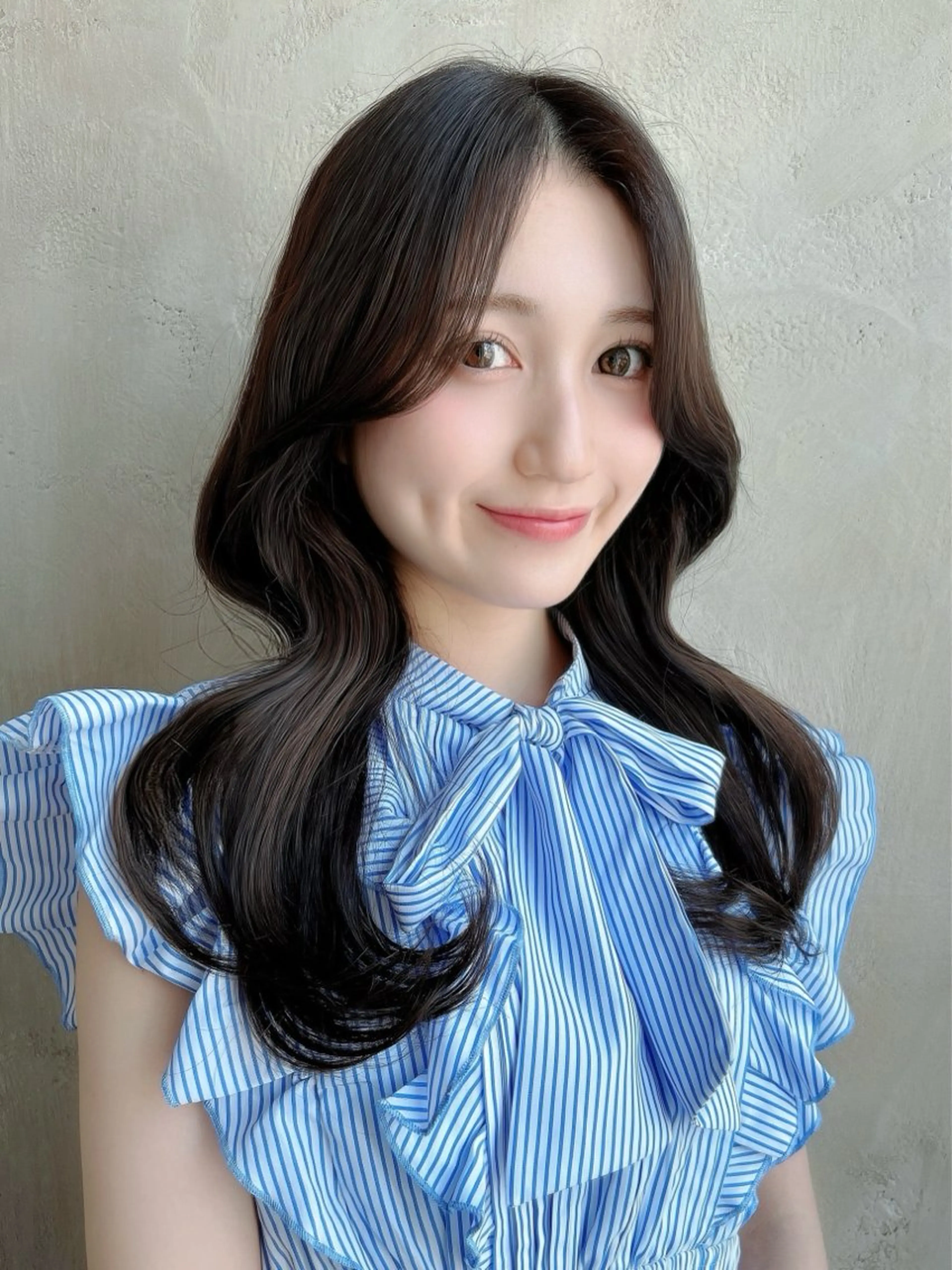 セミロング カラー パーマ ヘアカラー トリートメント 新宿✨顔周りカット 韓国ヘア/坂本亜裟海のヘアスタイル