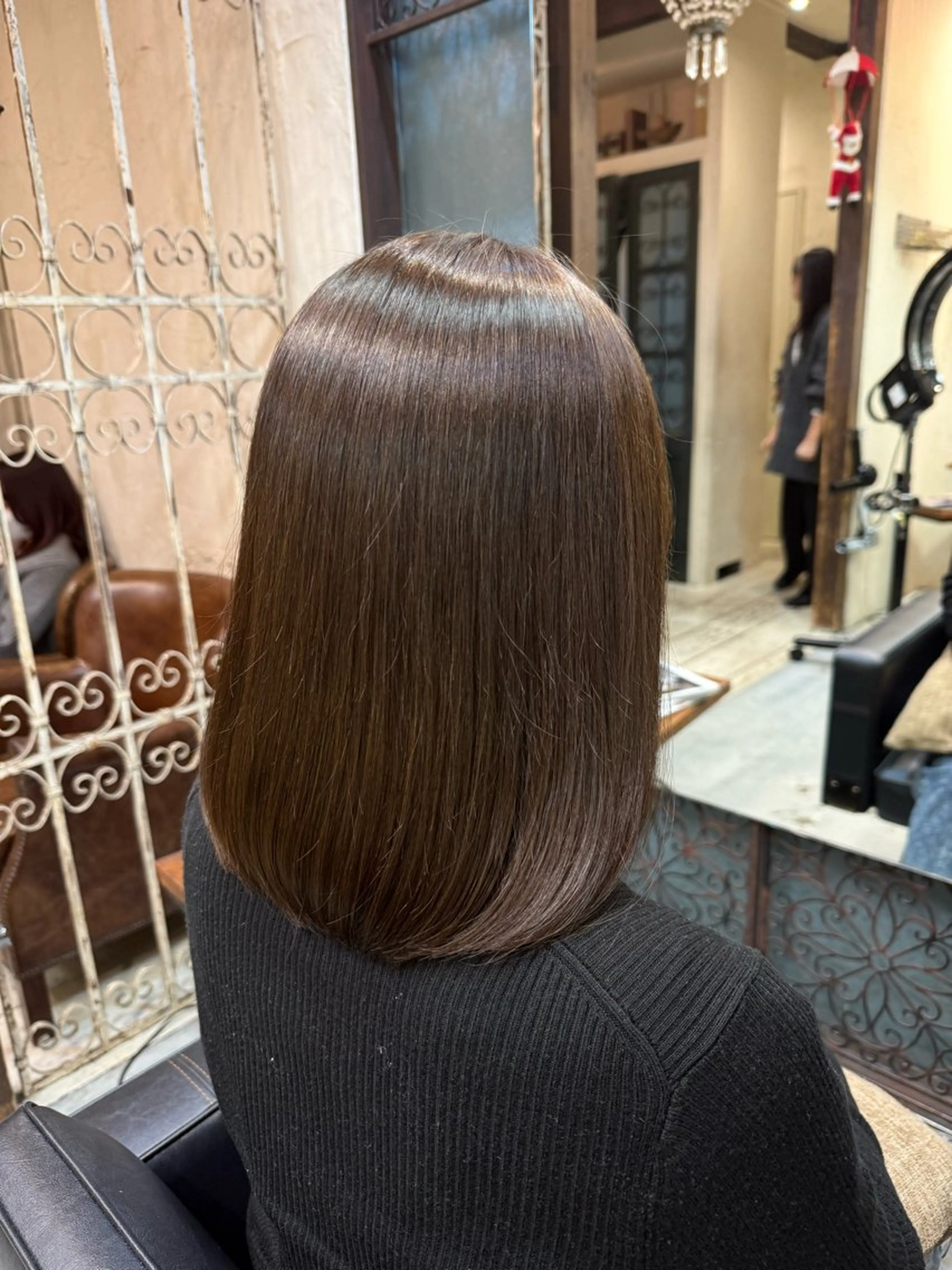 ミディアム カラー ベージュカラー ヘアカラー トリートメント 透明感カラー🫧 nanamiのヘアスタイル