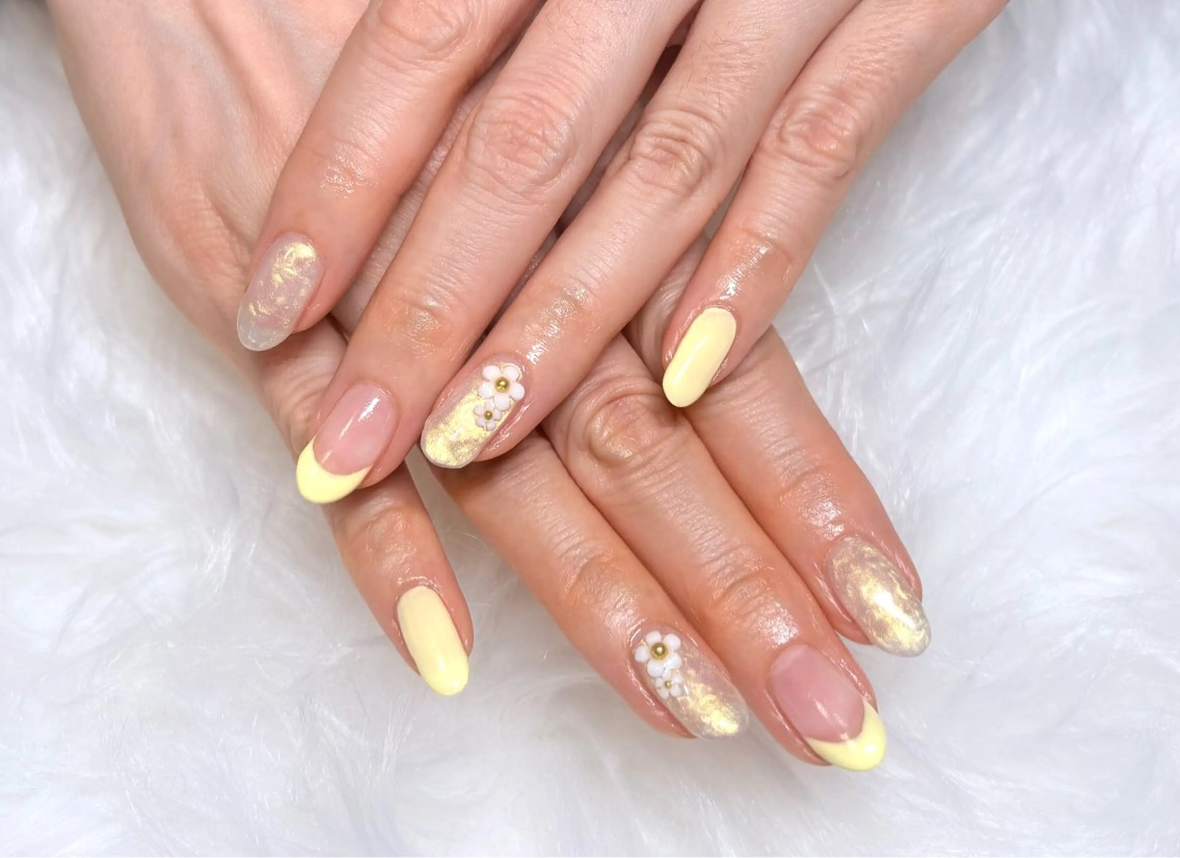 ネイル 黄色 ハンドネイル Nailsalon Dahliaのネイルデザイン