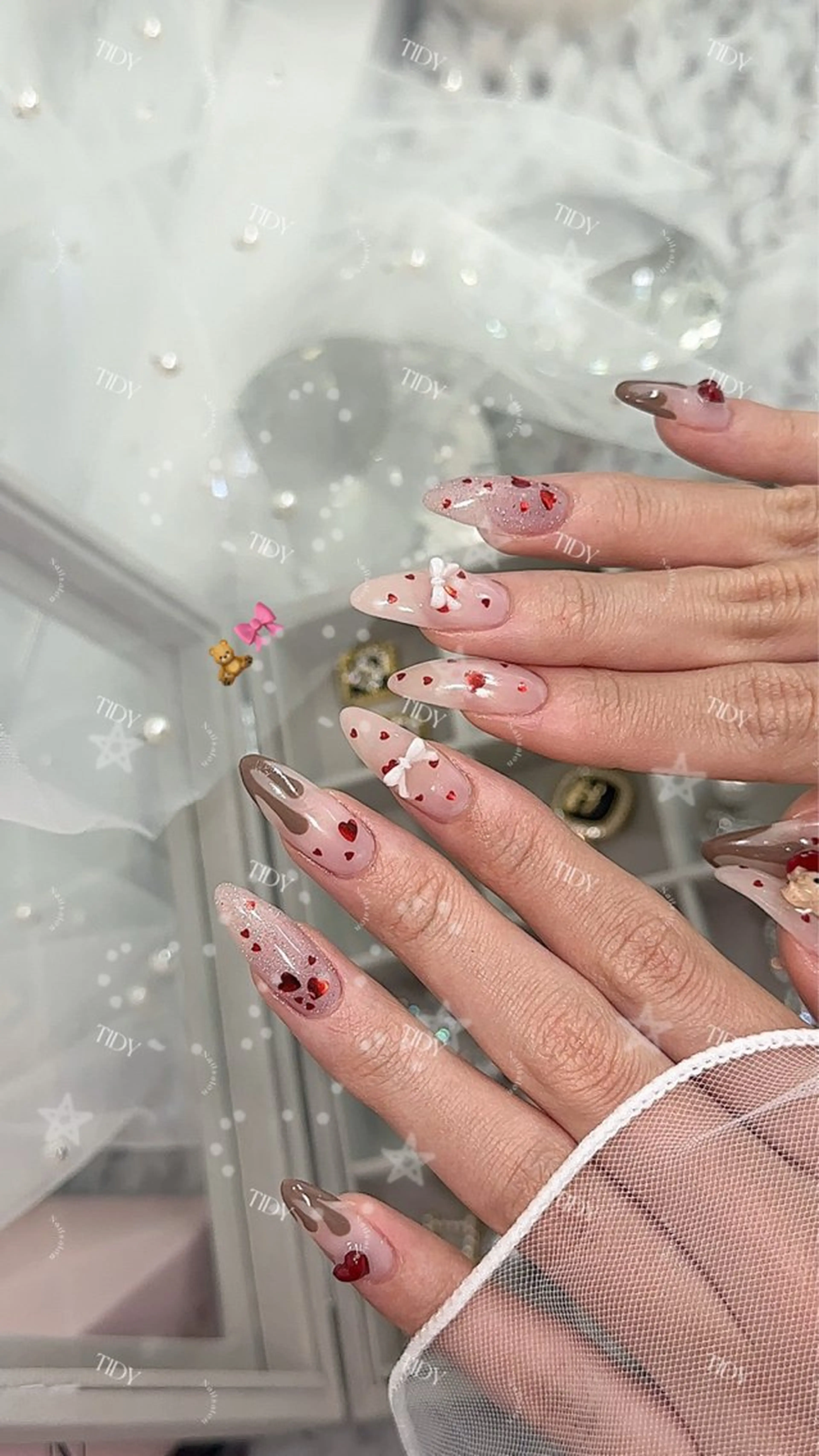 ネイル フットネイル ジェルネイル キラキラネイル 韓国ネイル ロングネイル ハンドネイル TIDY .のネイルデザイン