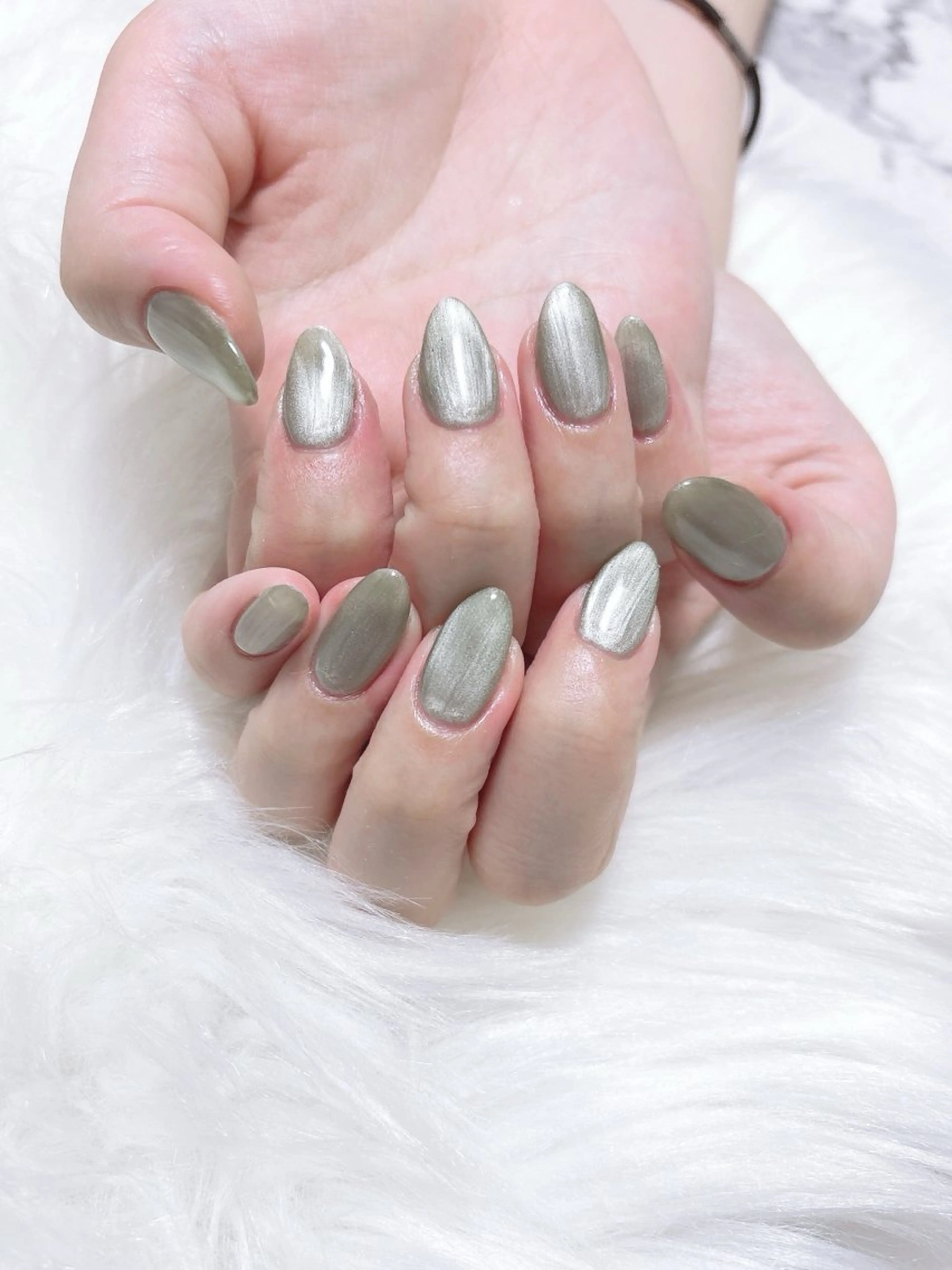 ネイル ハンドネイル ハンドケア 古川 里美のネイルデザイン