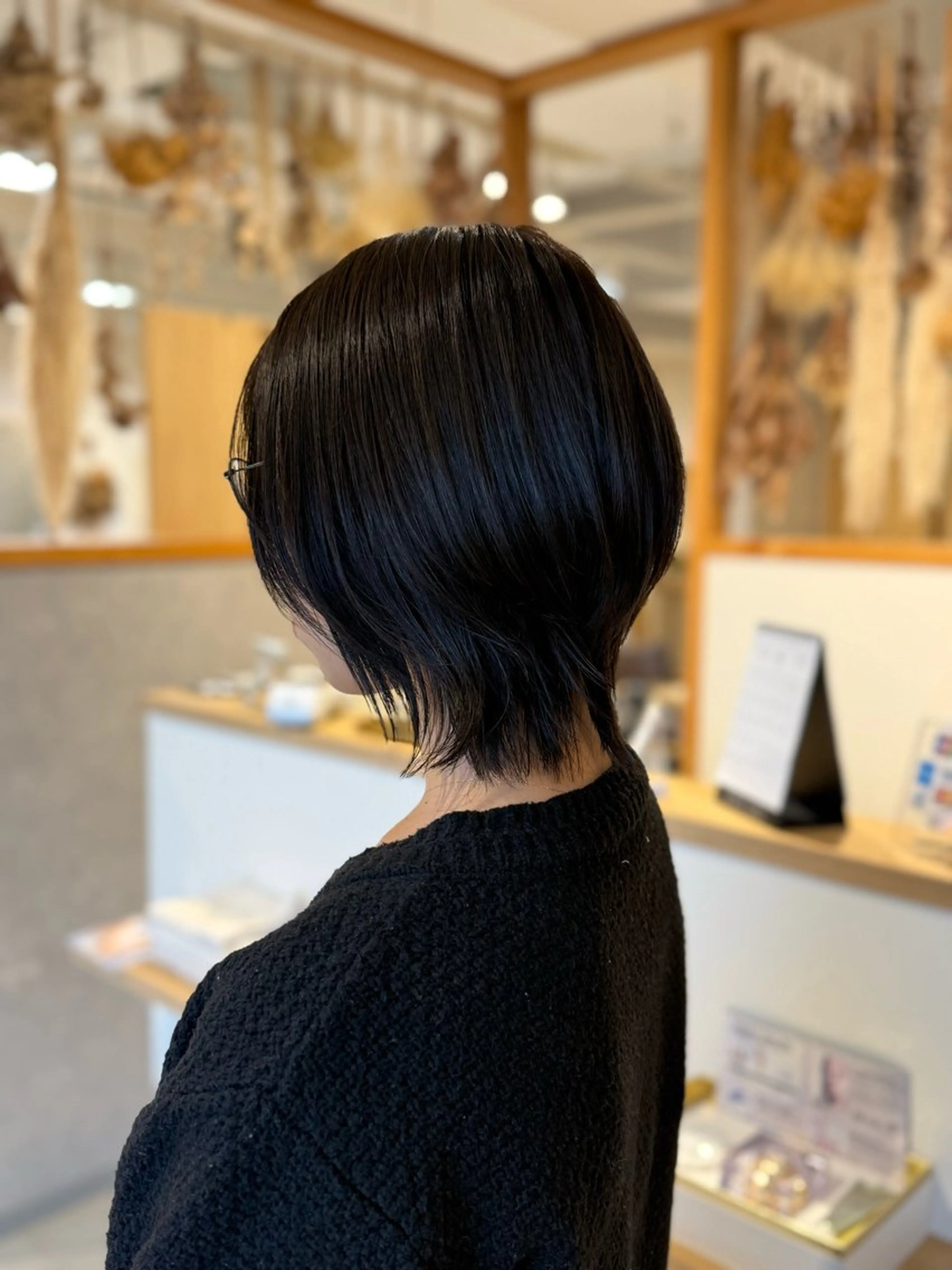 ミディアム カット ヘアカラー anju.カット 透明感カラー/パーマのヘアスタイル