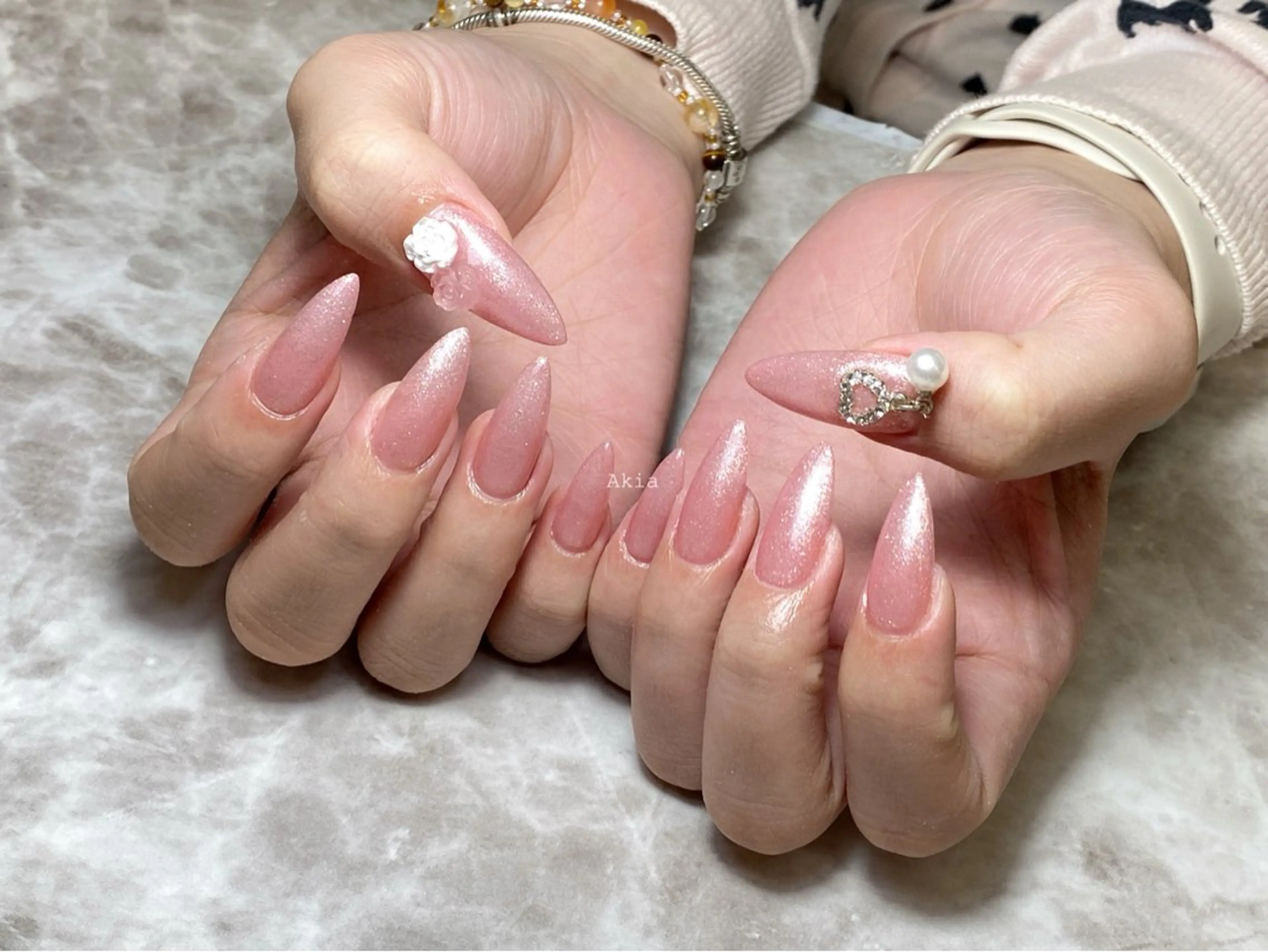 ネイル ハンドネイル ハンドケア 閨匠ビューティサロン 新橋店のネイルデザイン