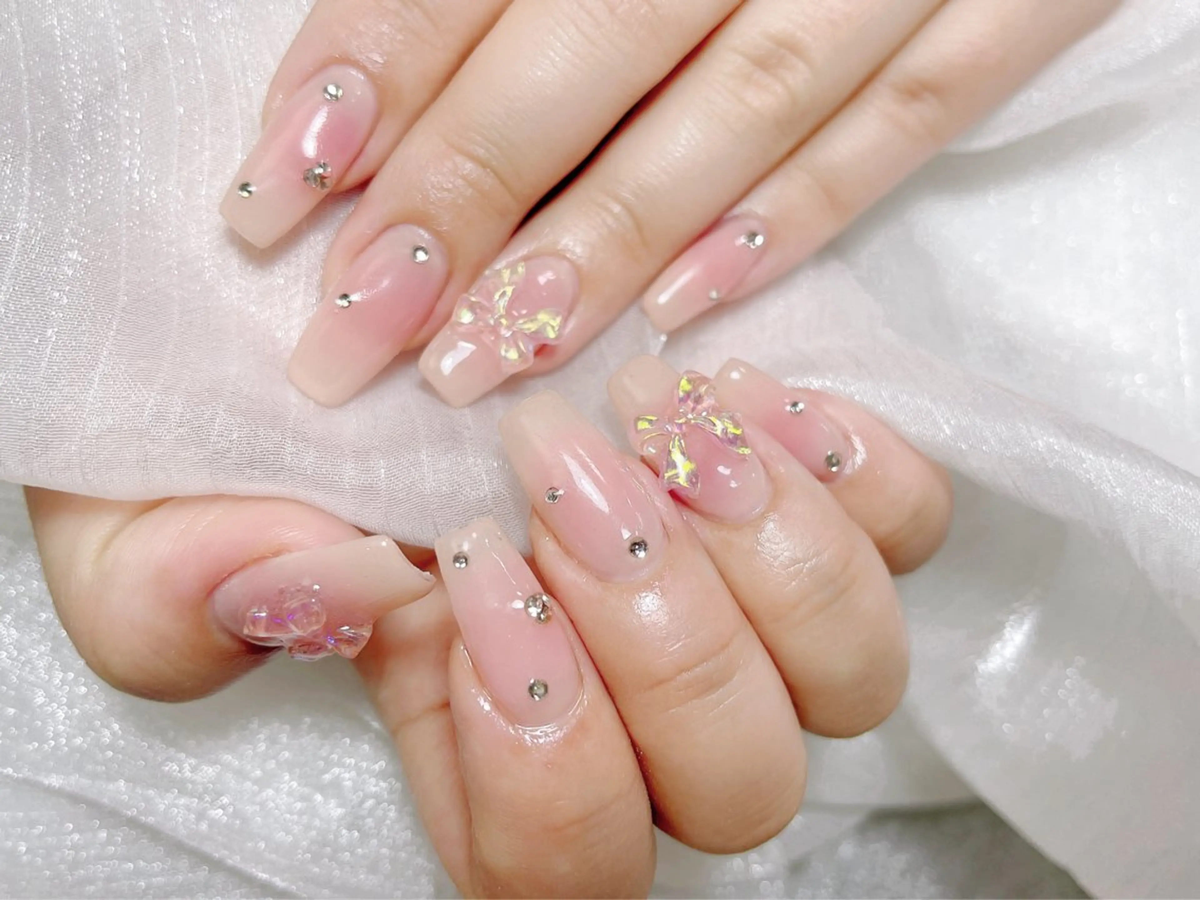 ネイル ハンドネイル 🎀ネイルサロン エクラYUI🎀のネイルデザイン