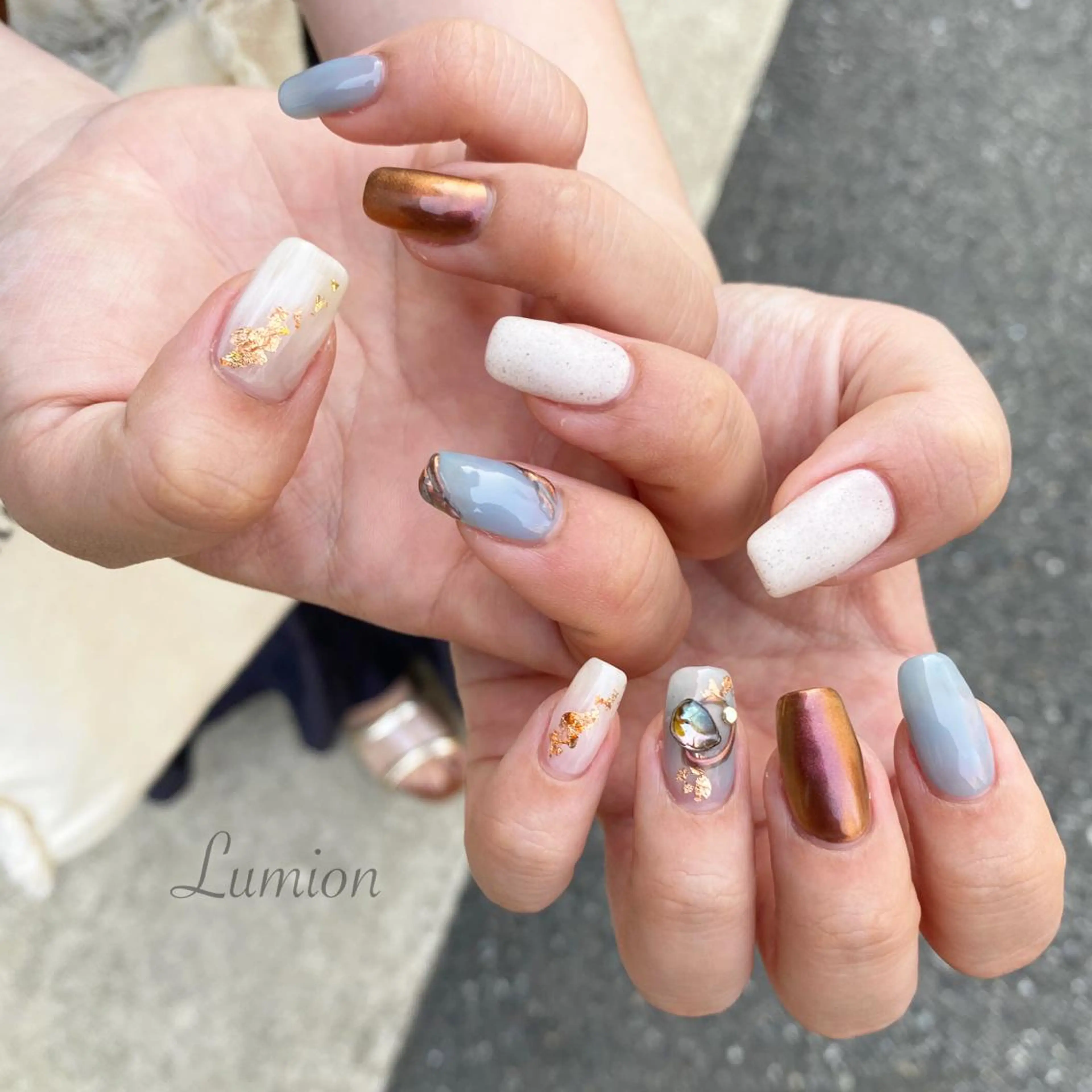 ネイル ブルー ブラウン ハンドネイル nailroom Lumionのネイルデザイン