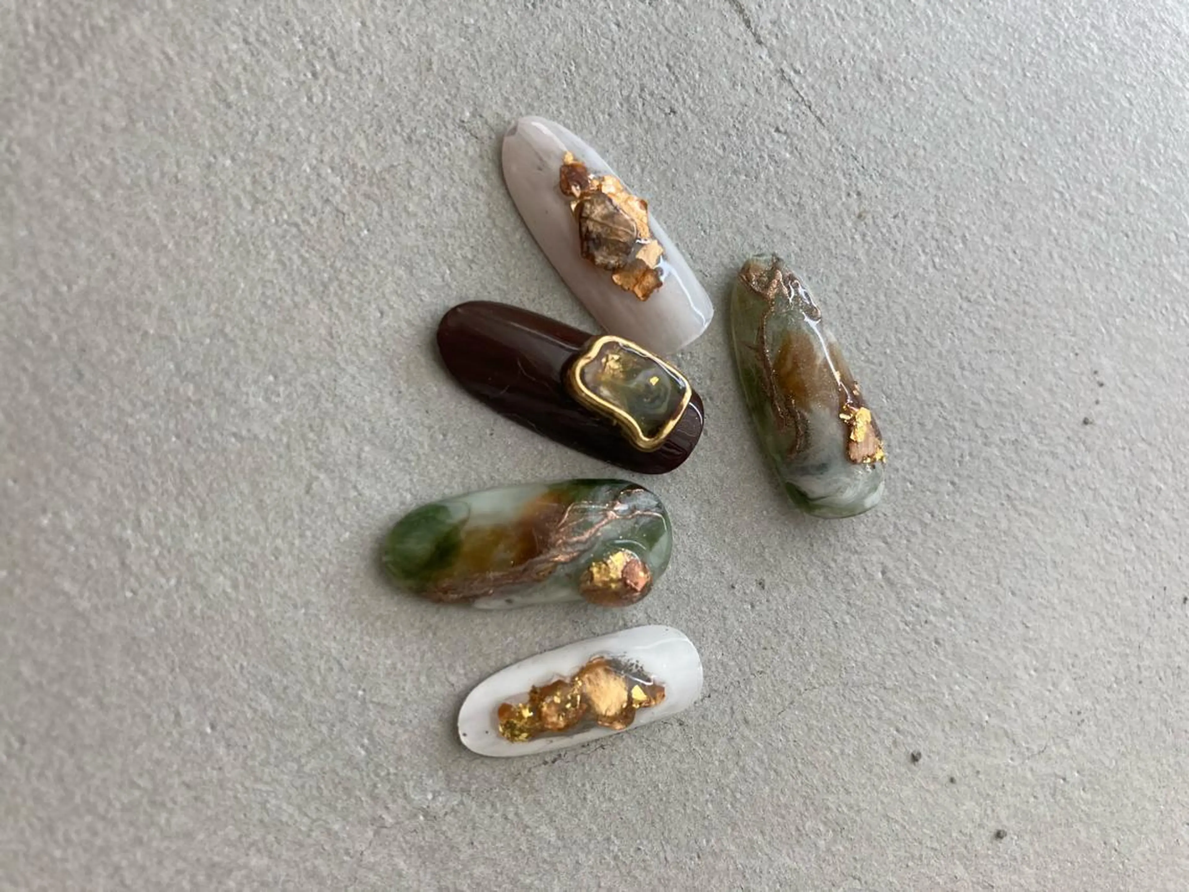 ネイル 12 designのネイルデザイン