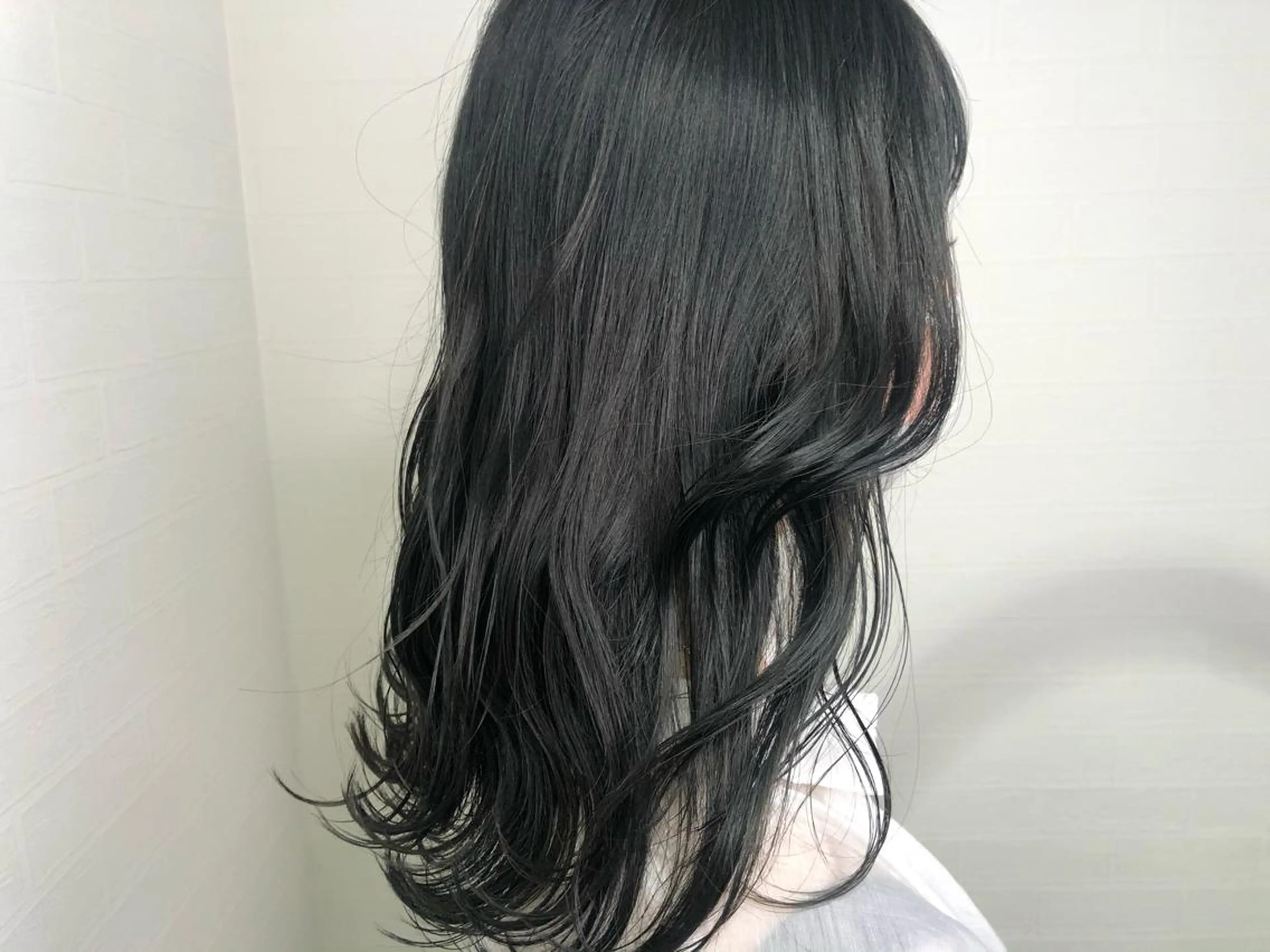 ミディアム カラー ダークグレー 髪質改善ストレートo rメンズスタイル今岡のヘアスタイル